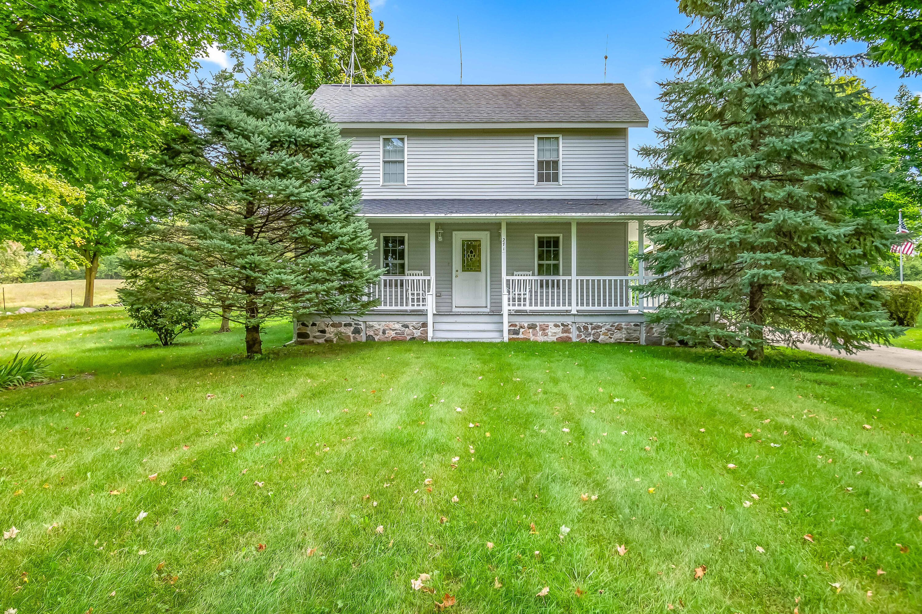 271 Maple Rd.