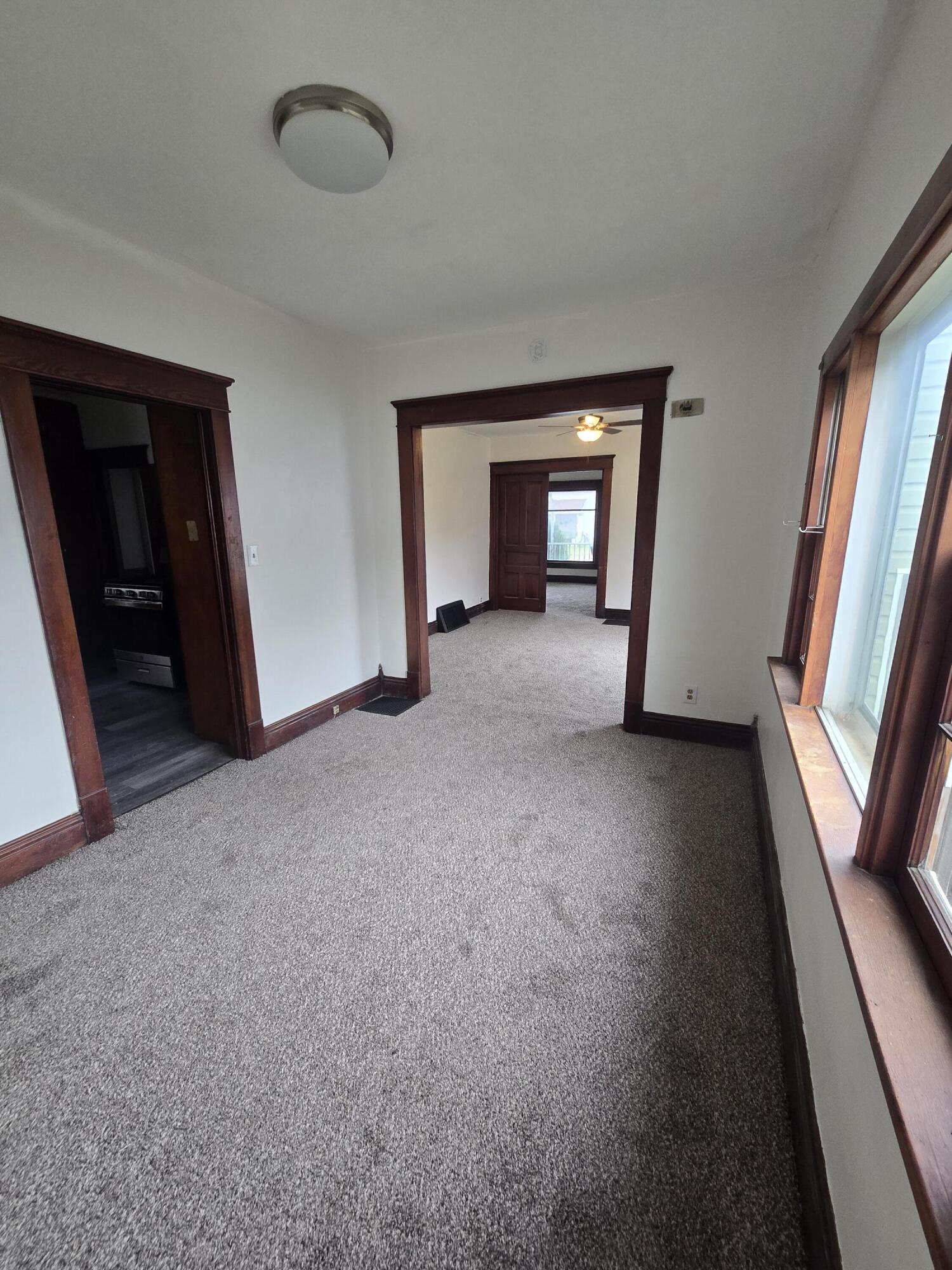 27 E Jefferson Street