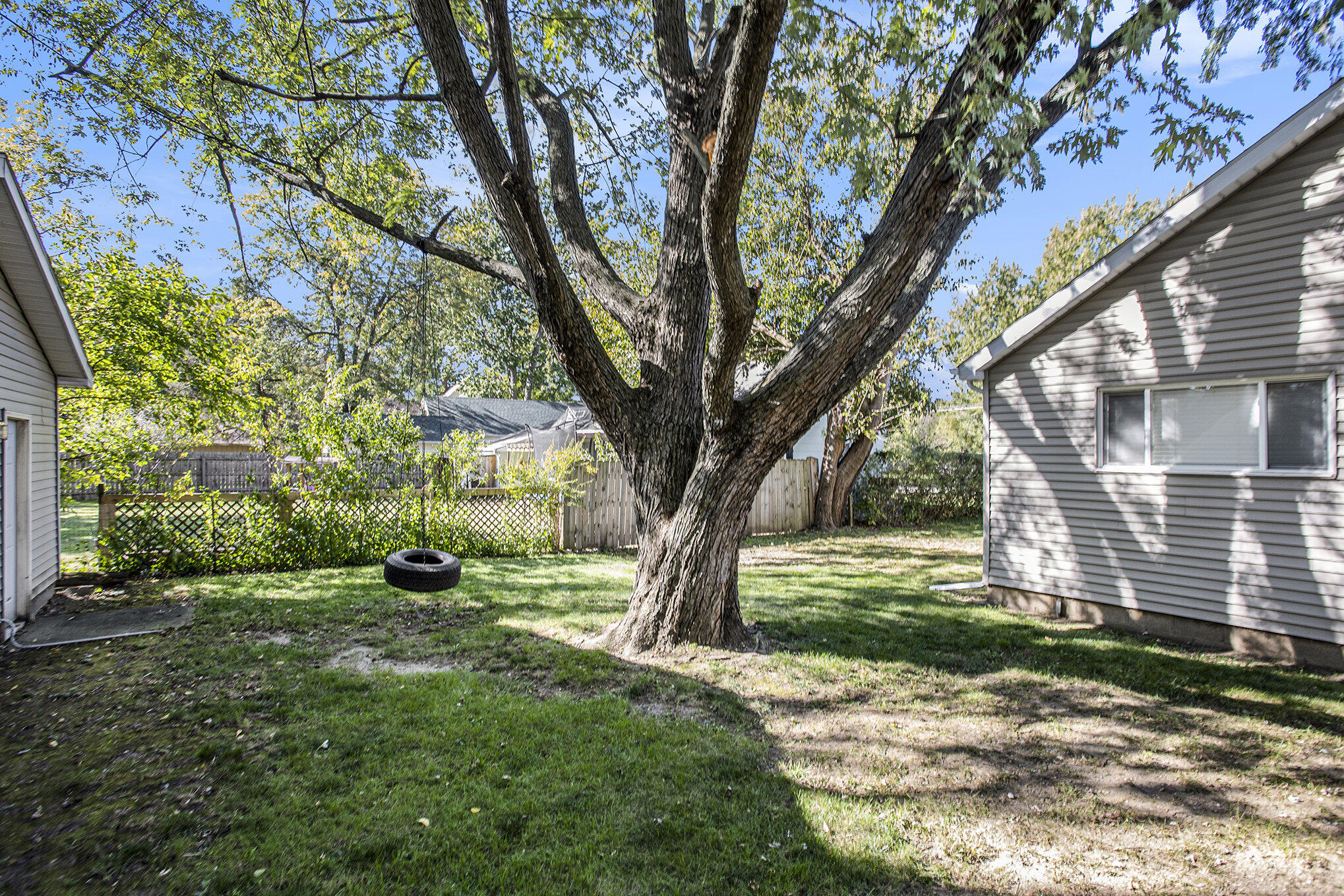 75 Pelton Avenue