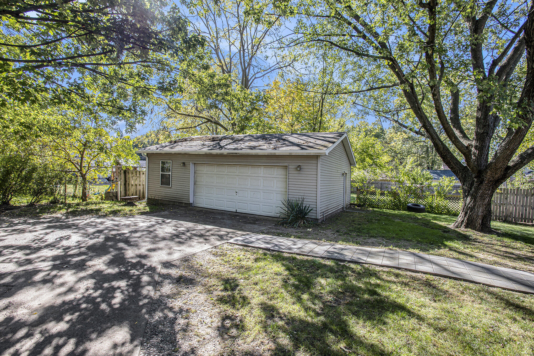 75 Pelton Avenue