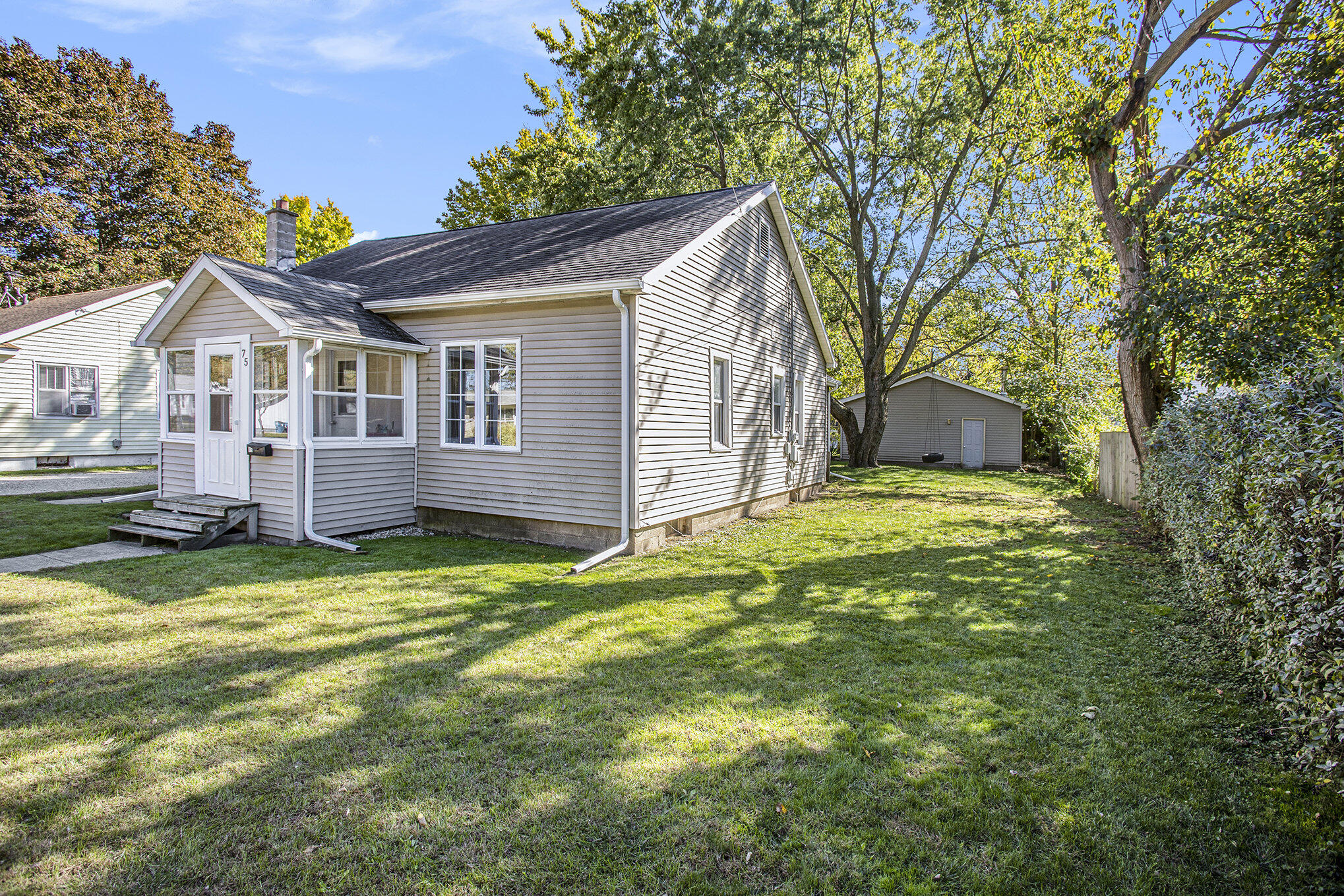 75 Pelton Avenue