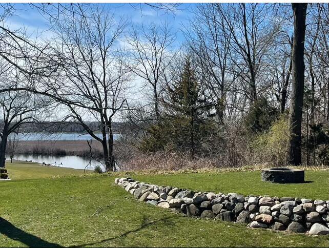 121 Arrowhead Dr.