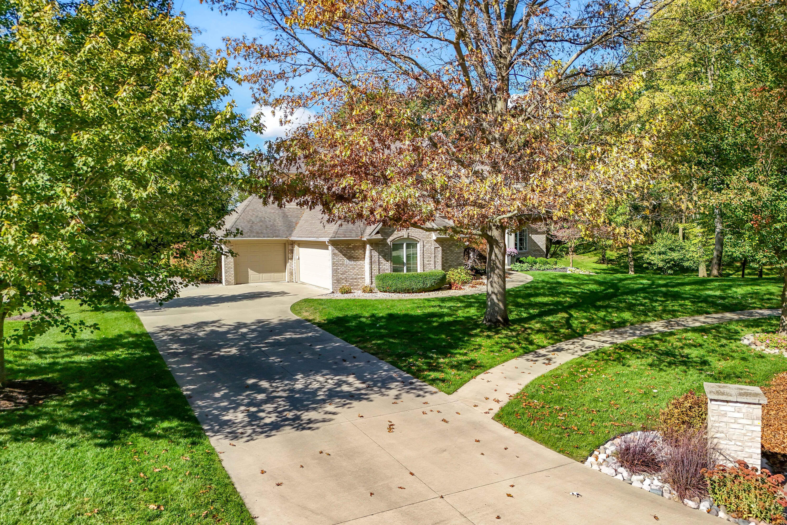 121 Arrowhead Dr.