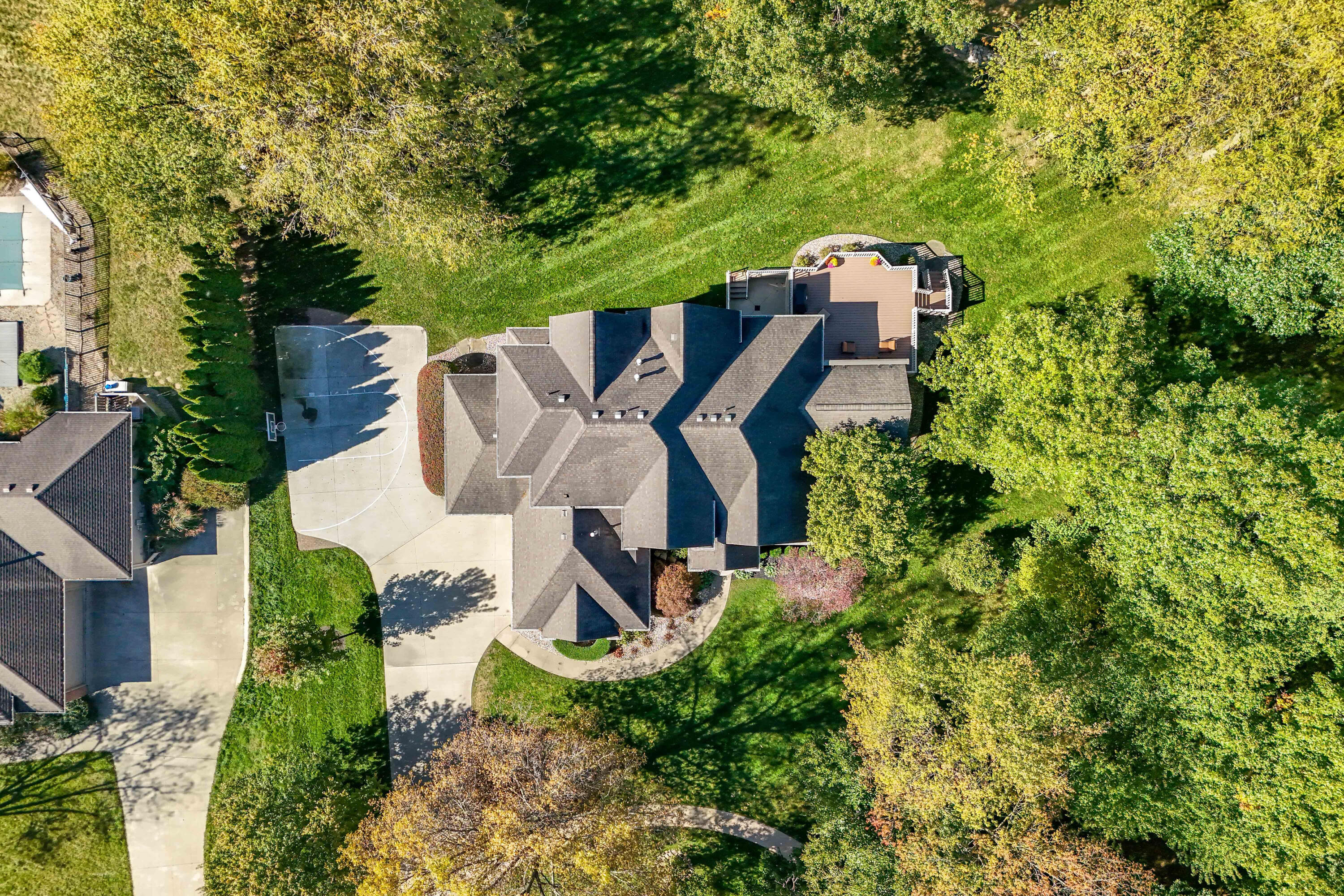121 Arrowhead Dr.
