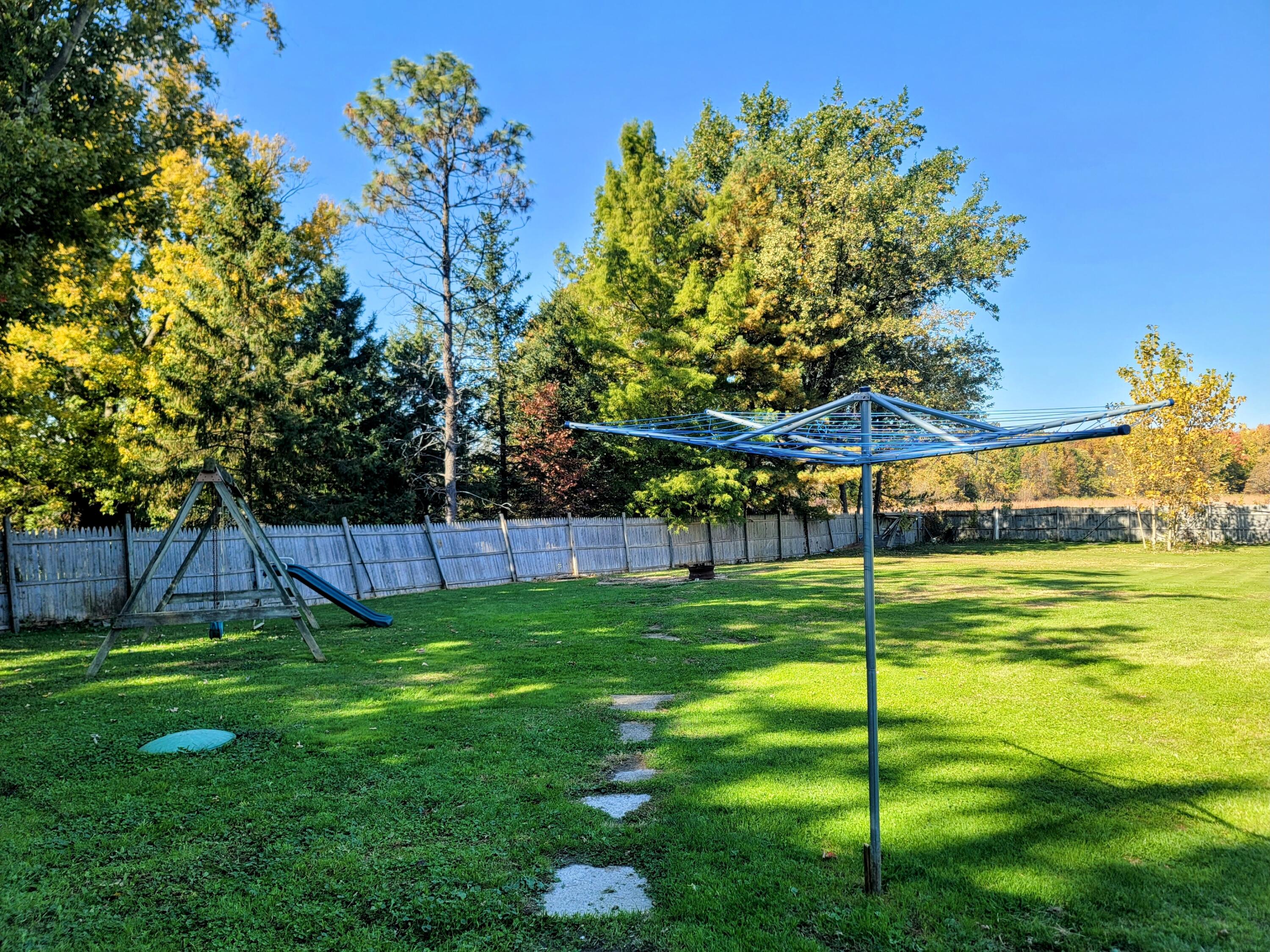 564 E State Road