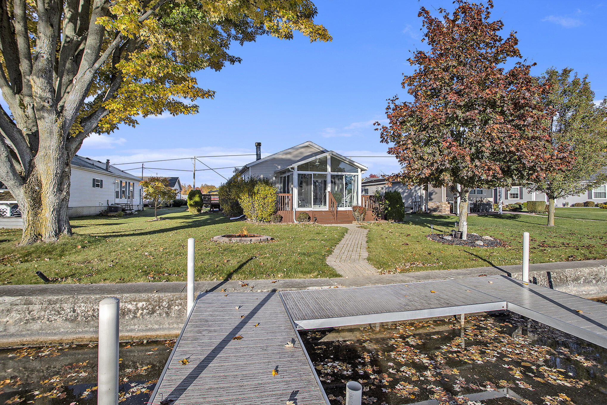 551 Maple Ln.