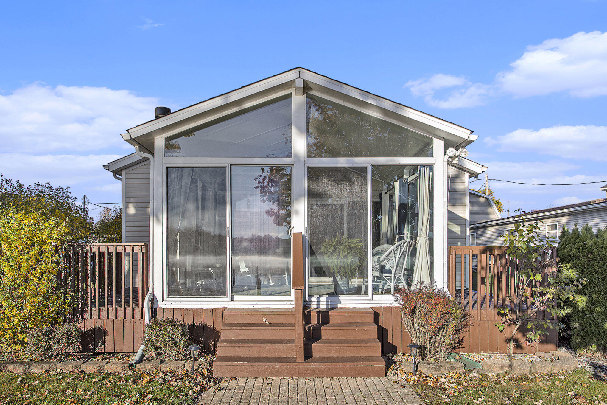 551 Maple Ln.