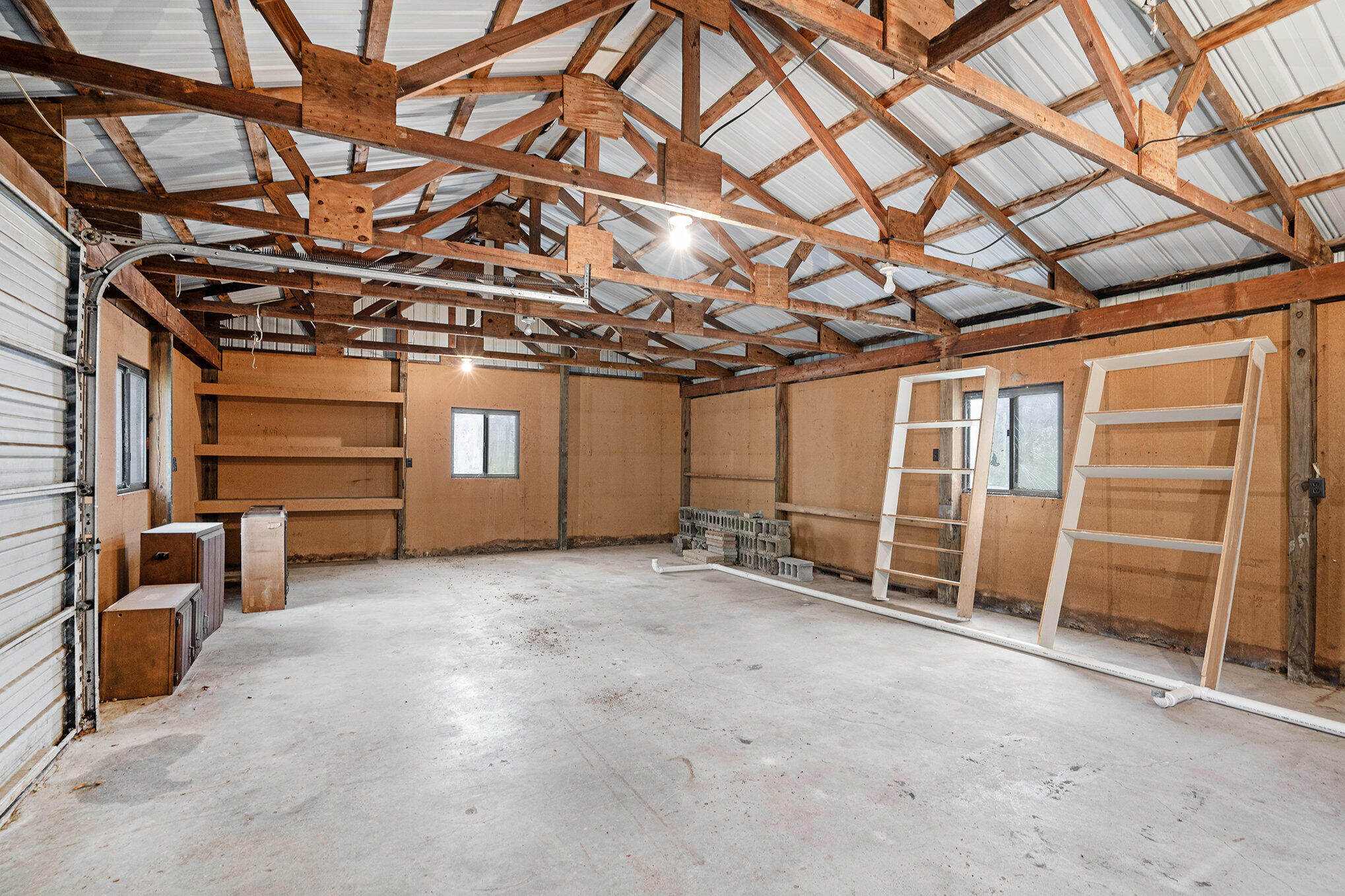 110 W Hatmaker Rd.