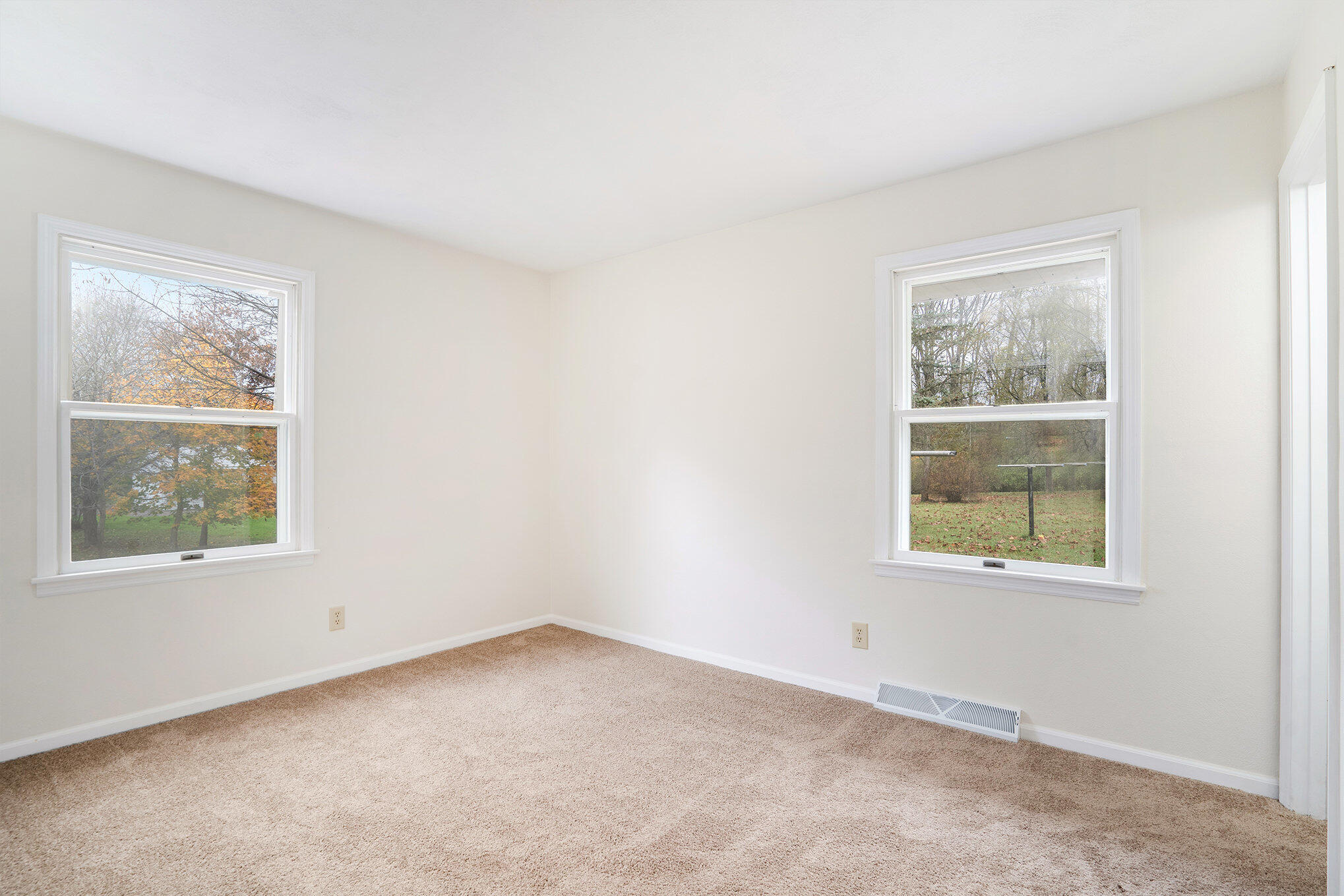 110 W Hatmaker Rd.