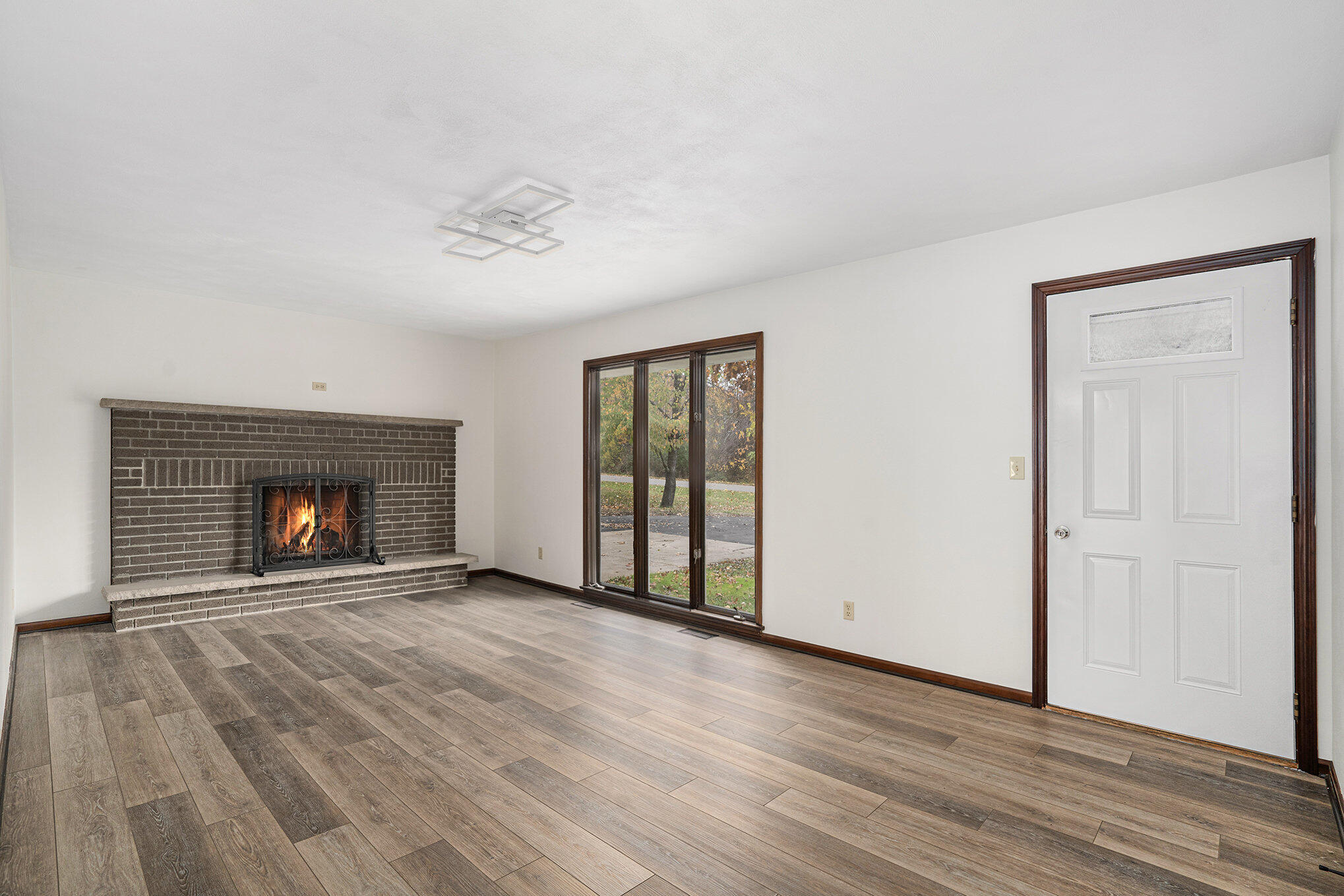 110 W Hatmaker Rd.