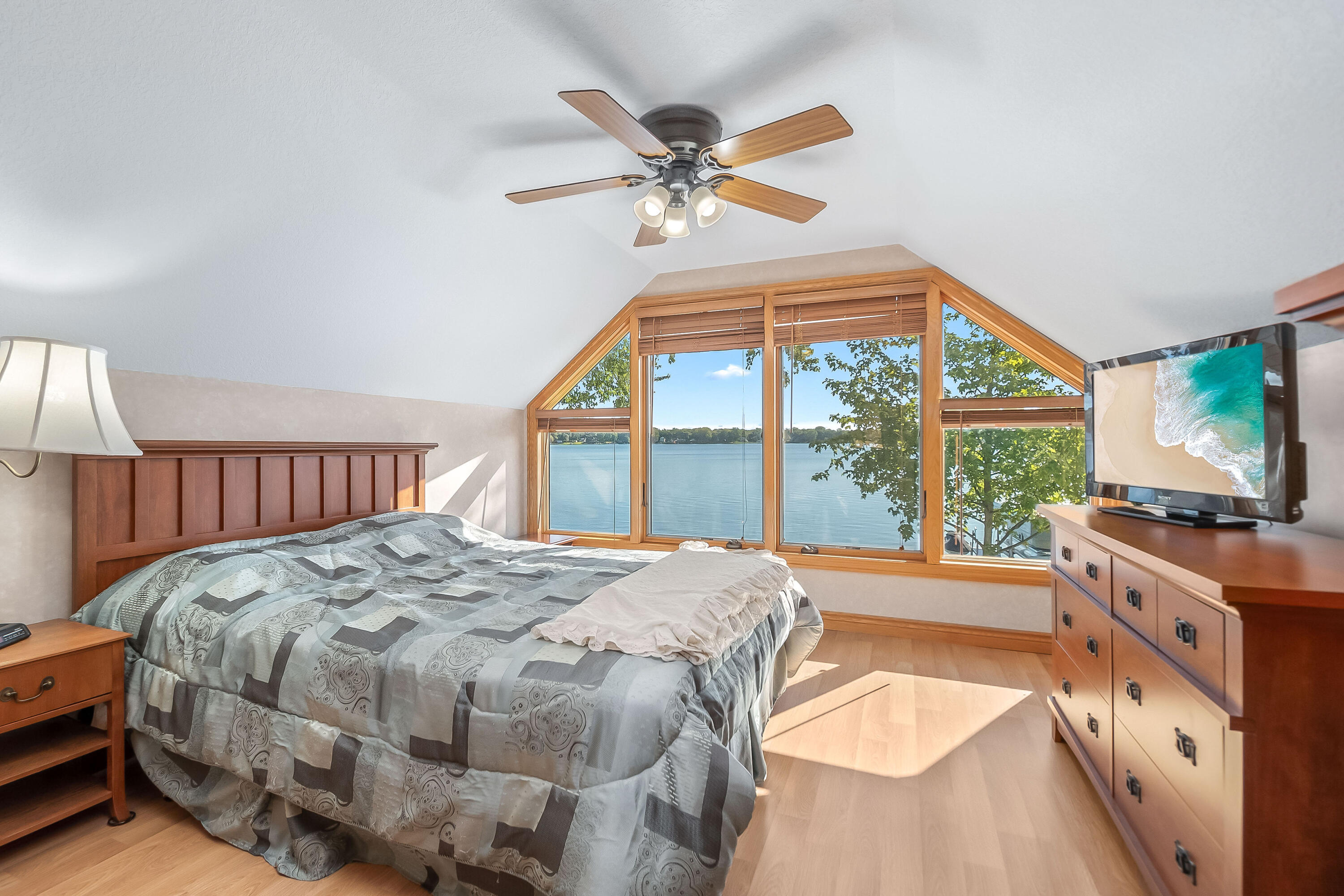 151 Lakeside Drive