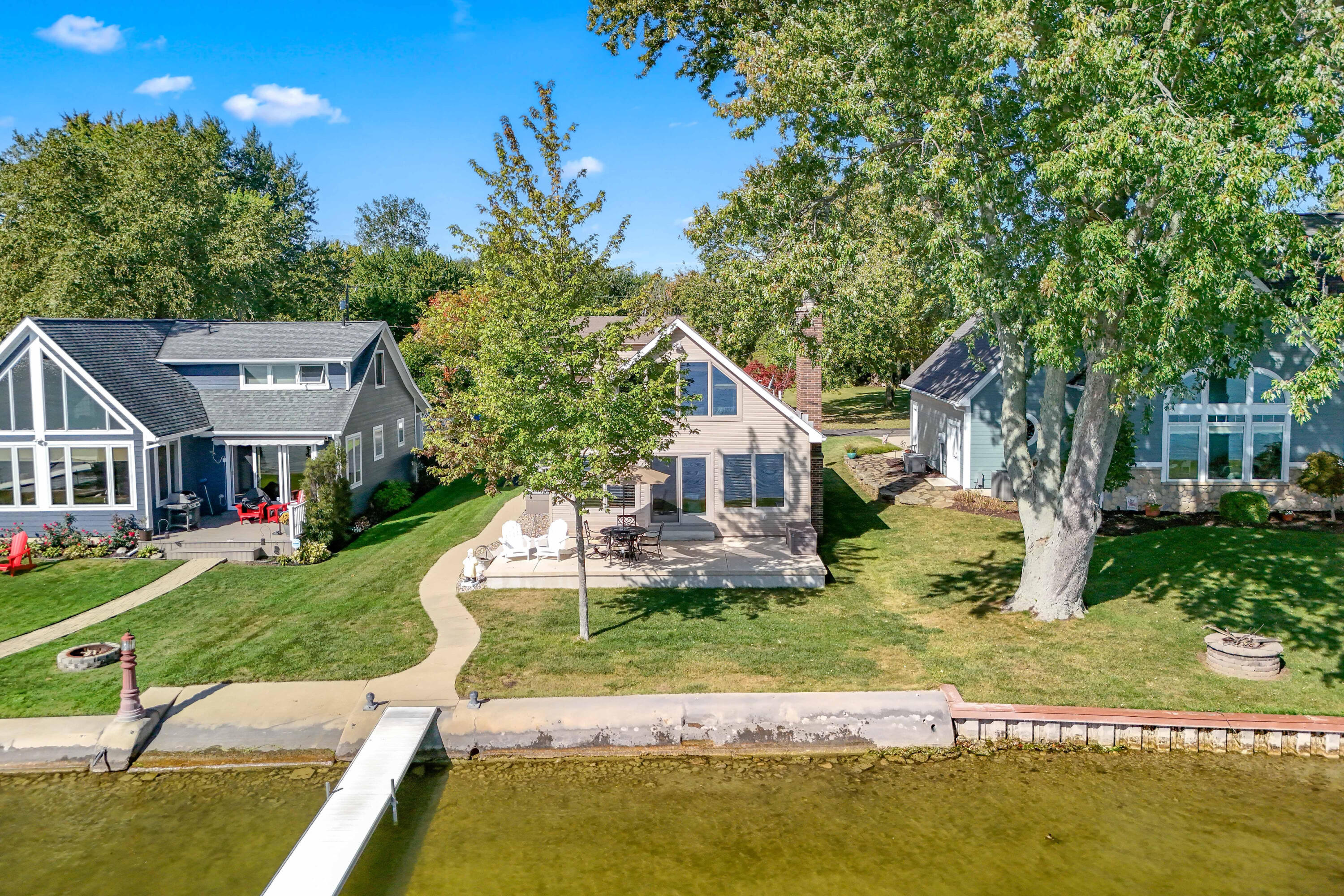 151 Lakeside Drive