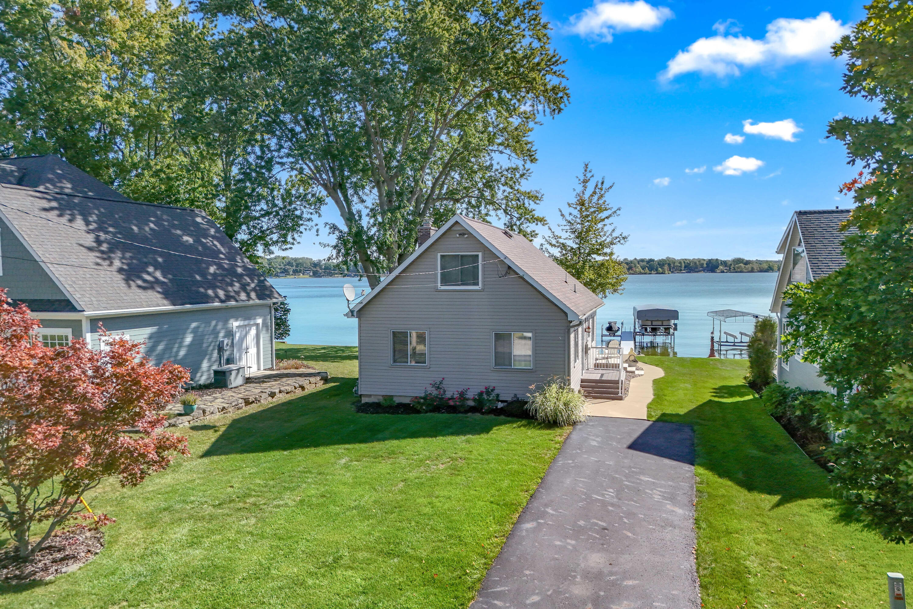 151 Lakeside Drive