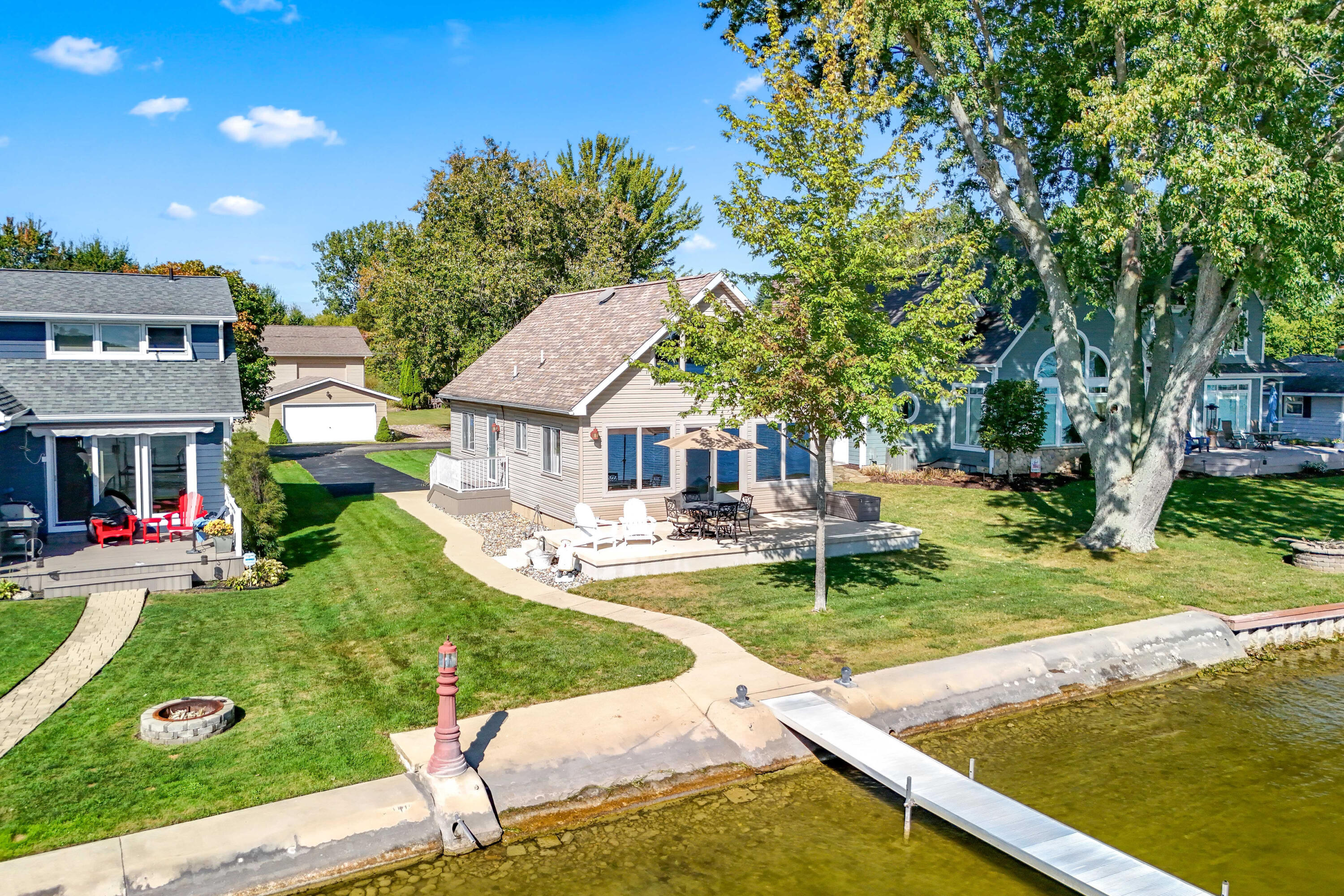 151 Lakeside Drive