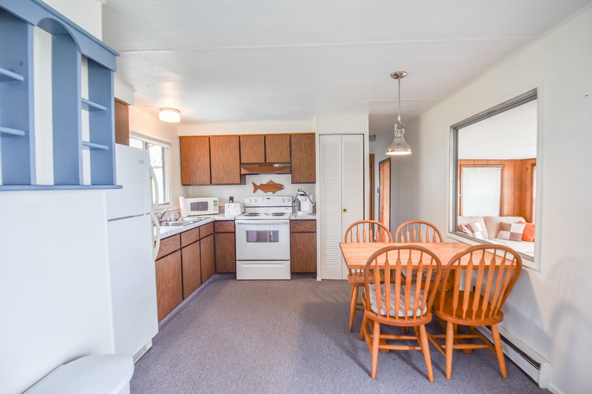 419 Sunny Shores Drive