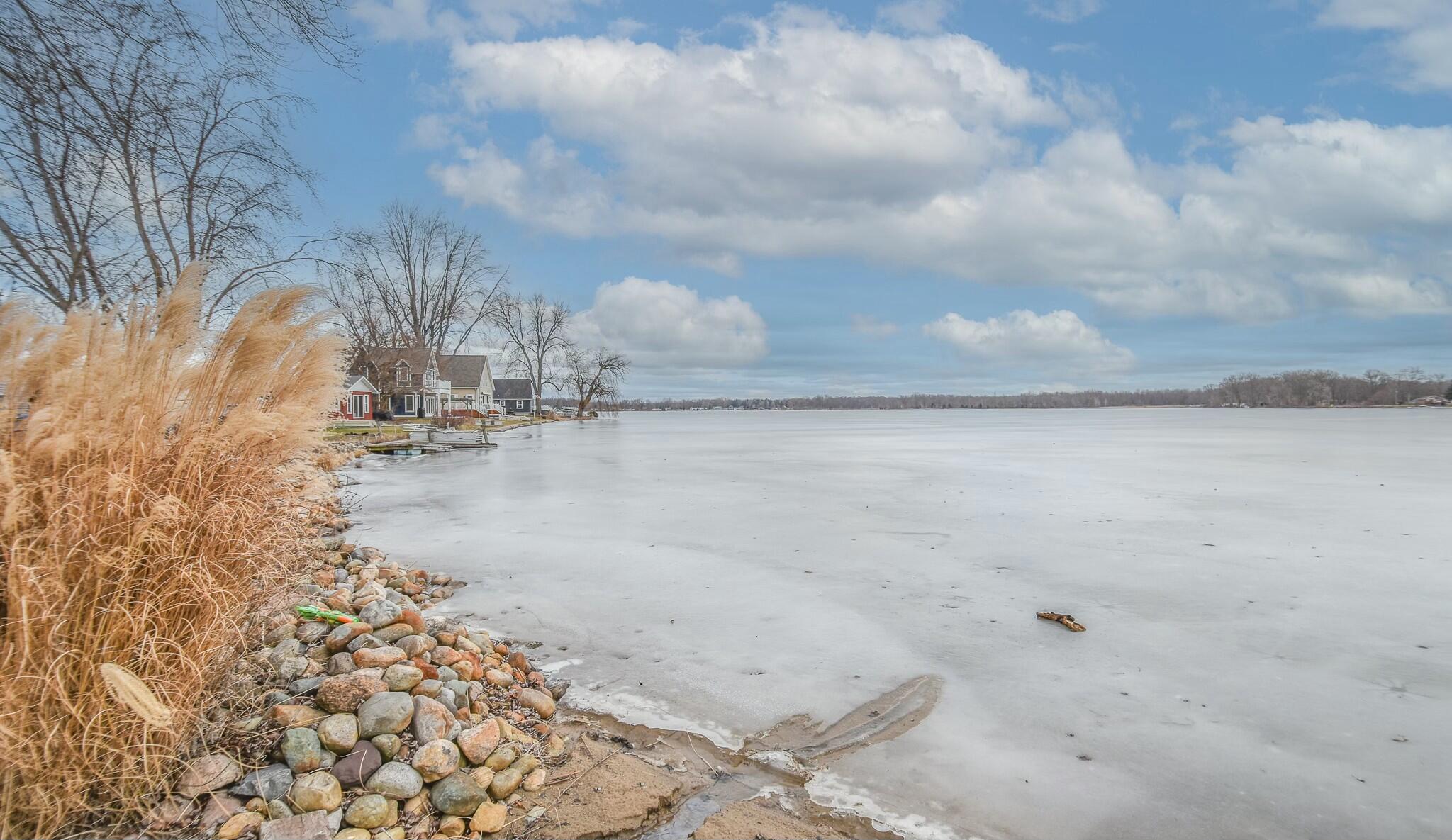 419 Sunny Shores Drive