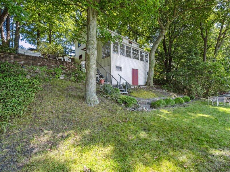 4142 Beach Drive
