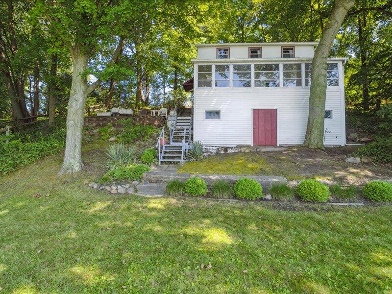 4142 Beach Drive