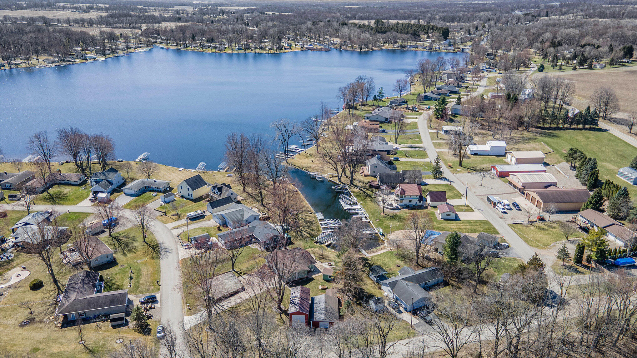 757 Lake Shore Point