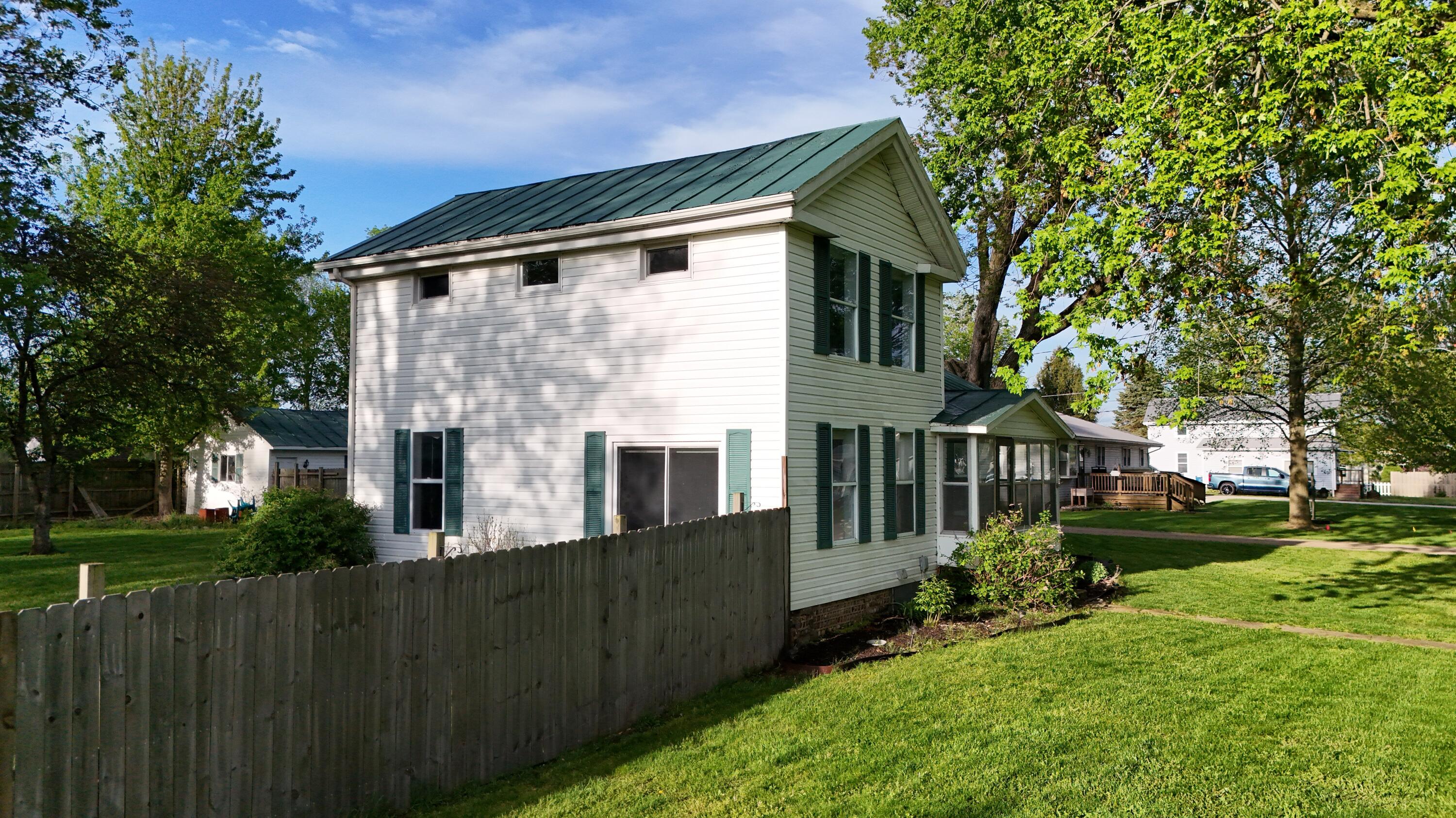 414 E Union Street