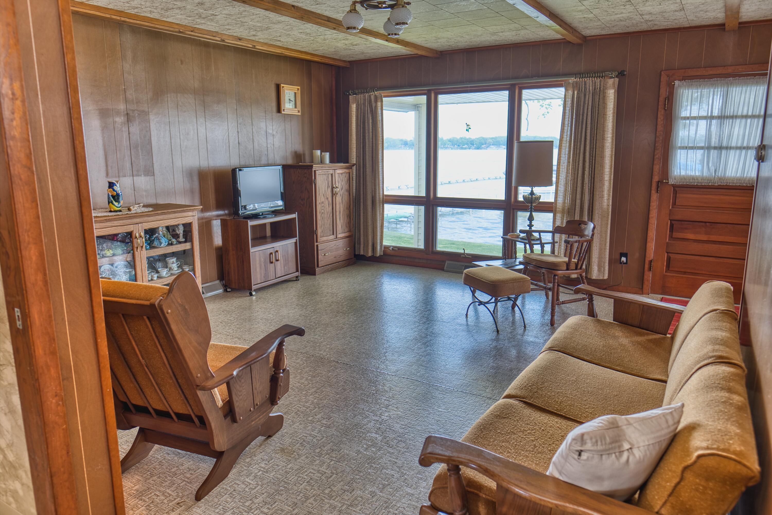 583 Pearl Beach Drive