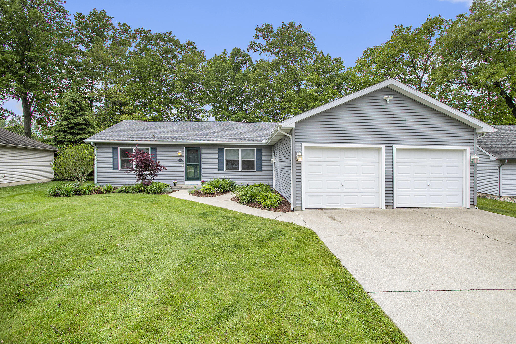1020 Bayview Drive