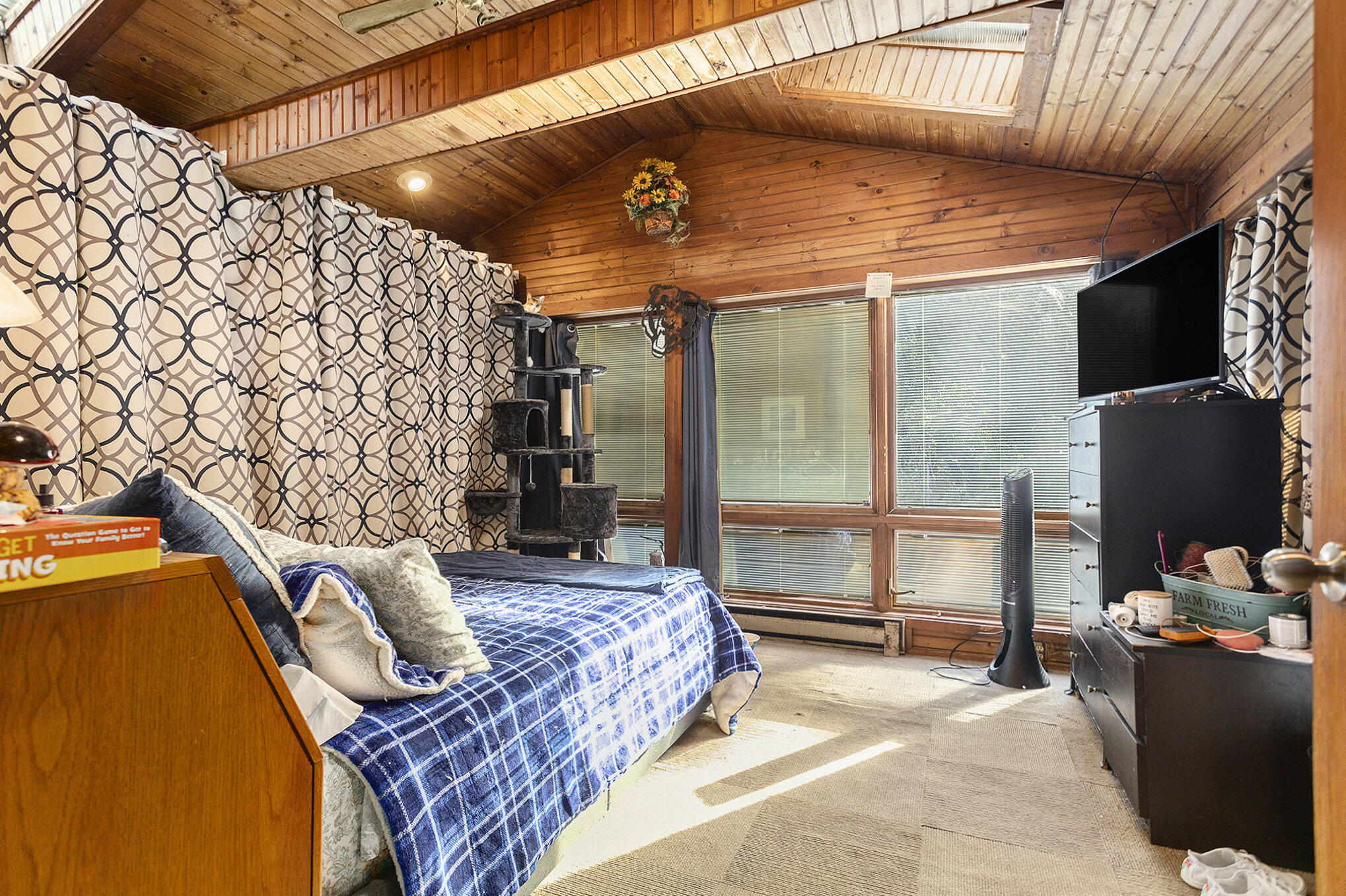 1049 Brookwood Drive