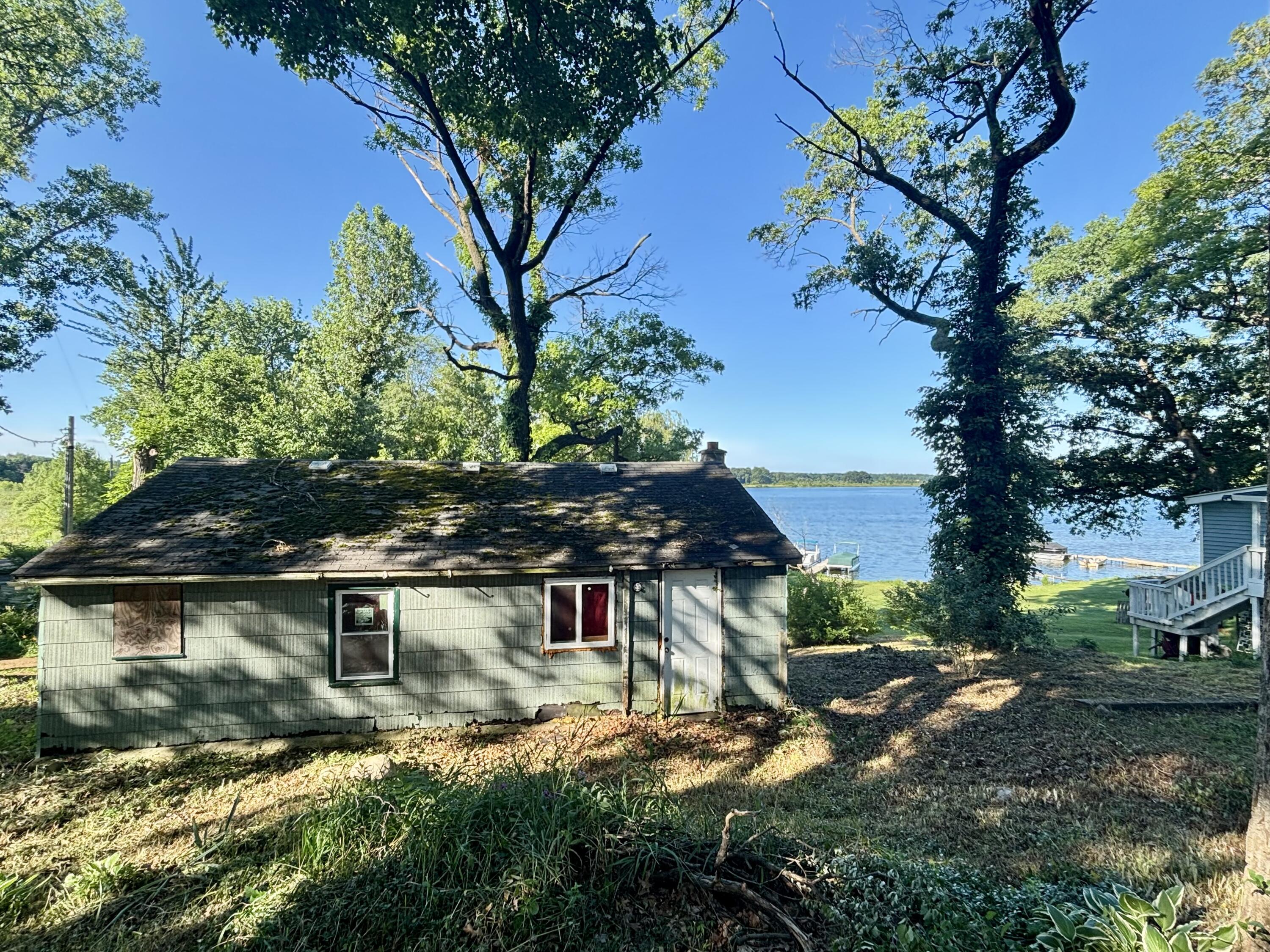 925 Shepherd Lane