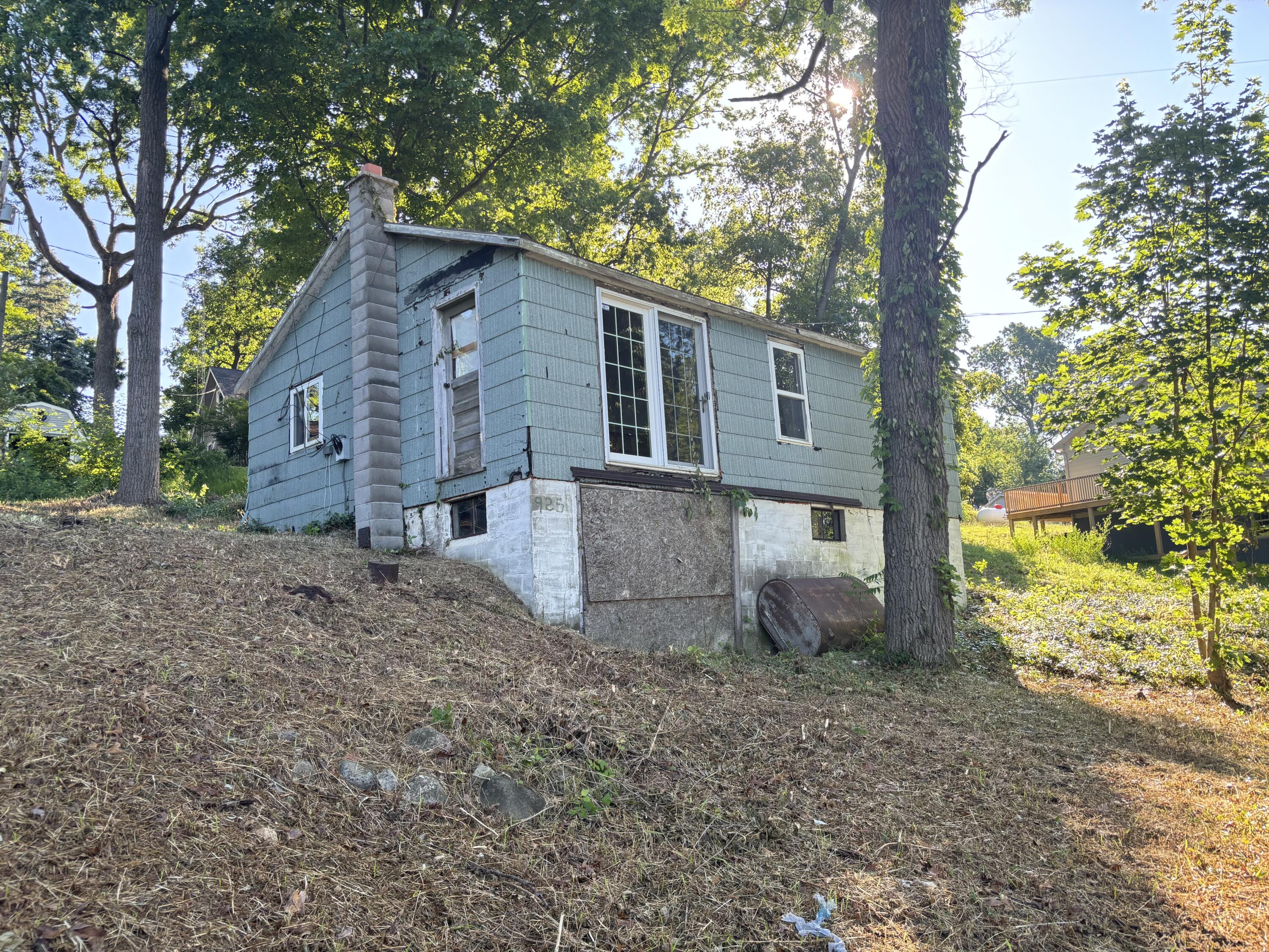 925 Shepherd Lane