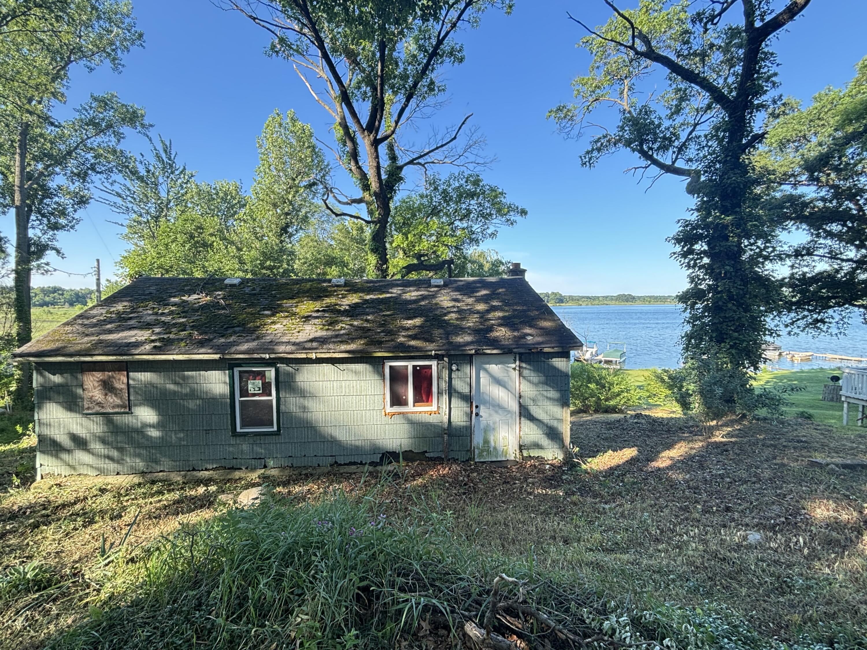 925 Shepherd Lane