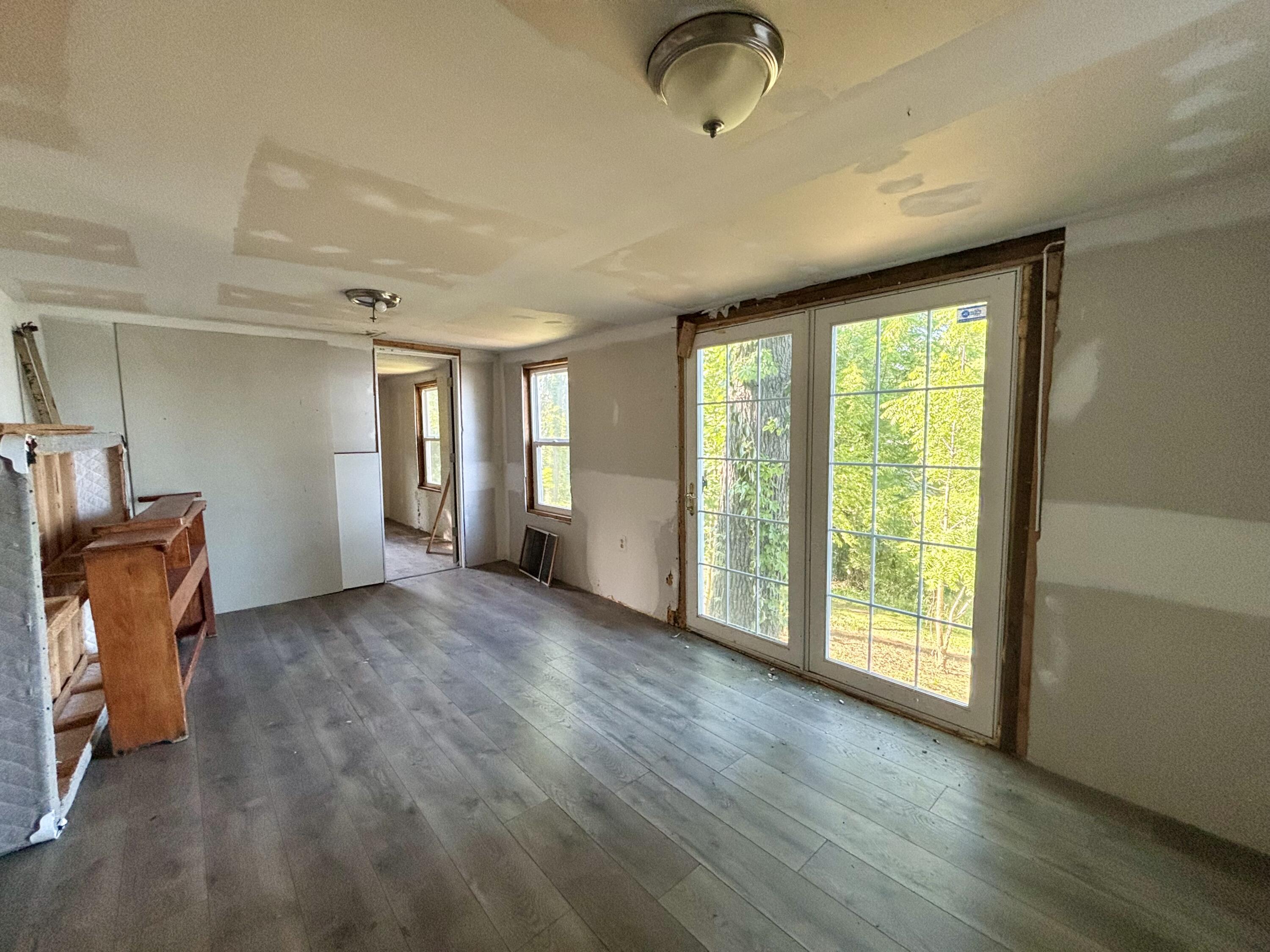 925 Shepherd Lane