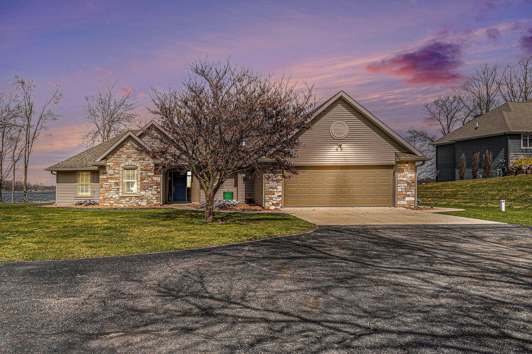 606 Woodchuck Drive