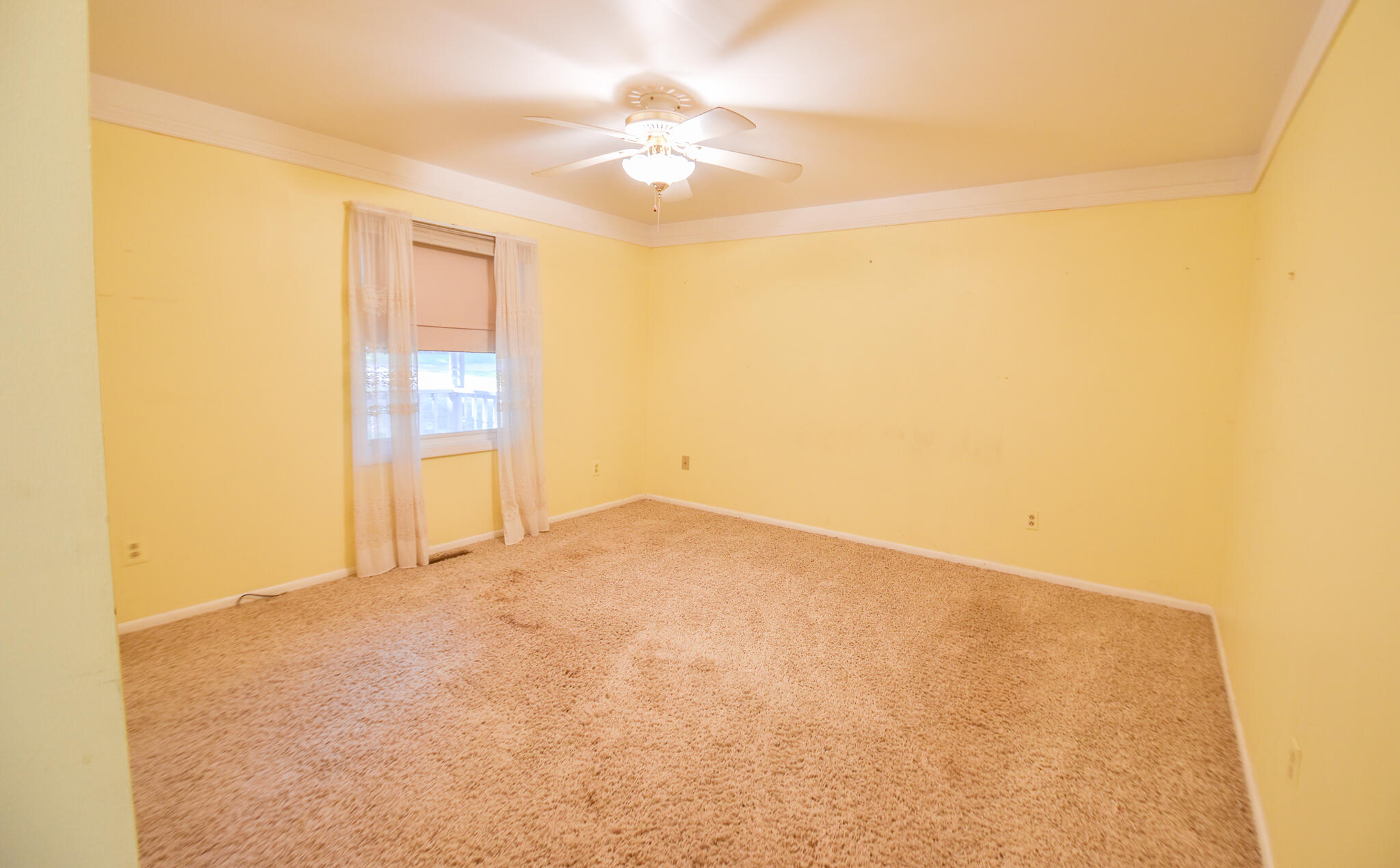 180 Crockett Drive