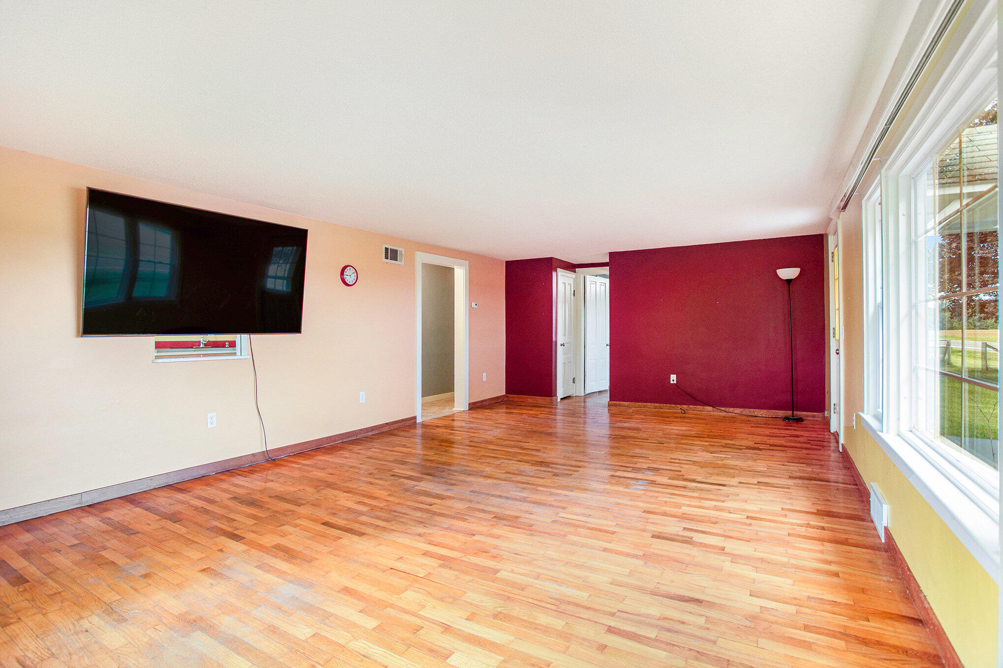 317 W Colon Road