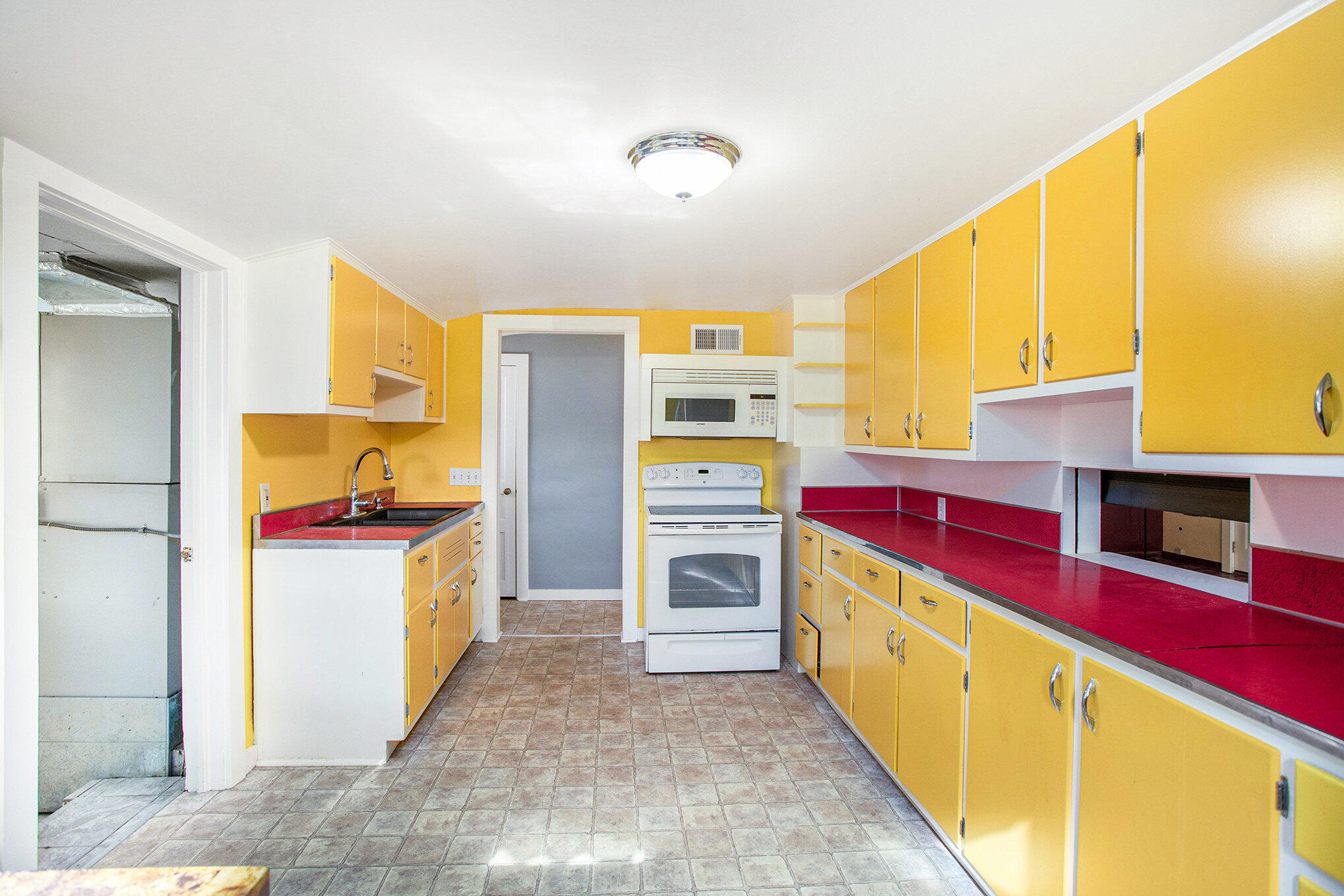 317 W Colon Road