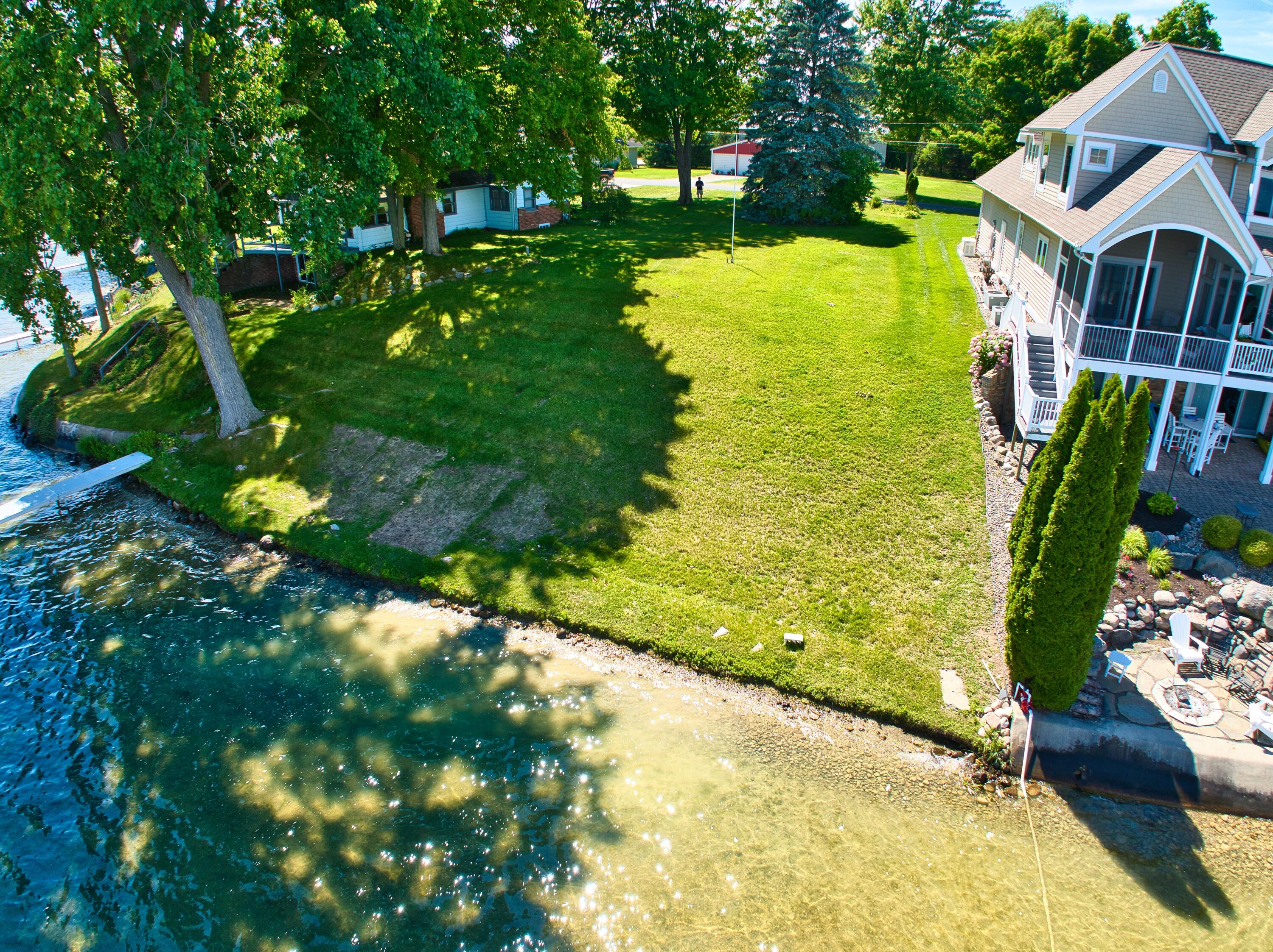 633 Pearl Beach Dr.