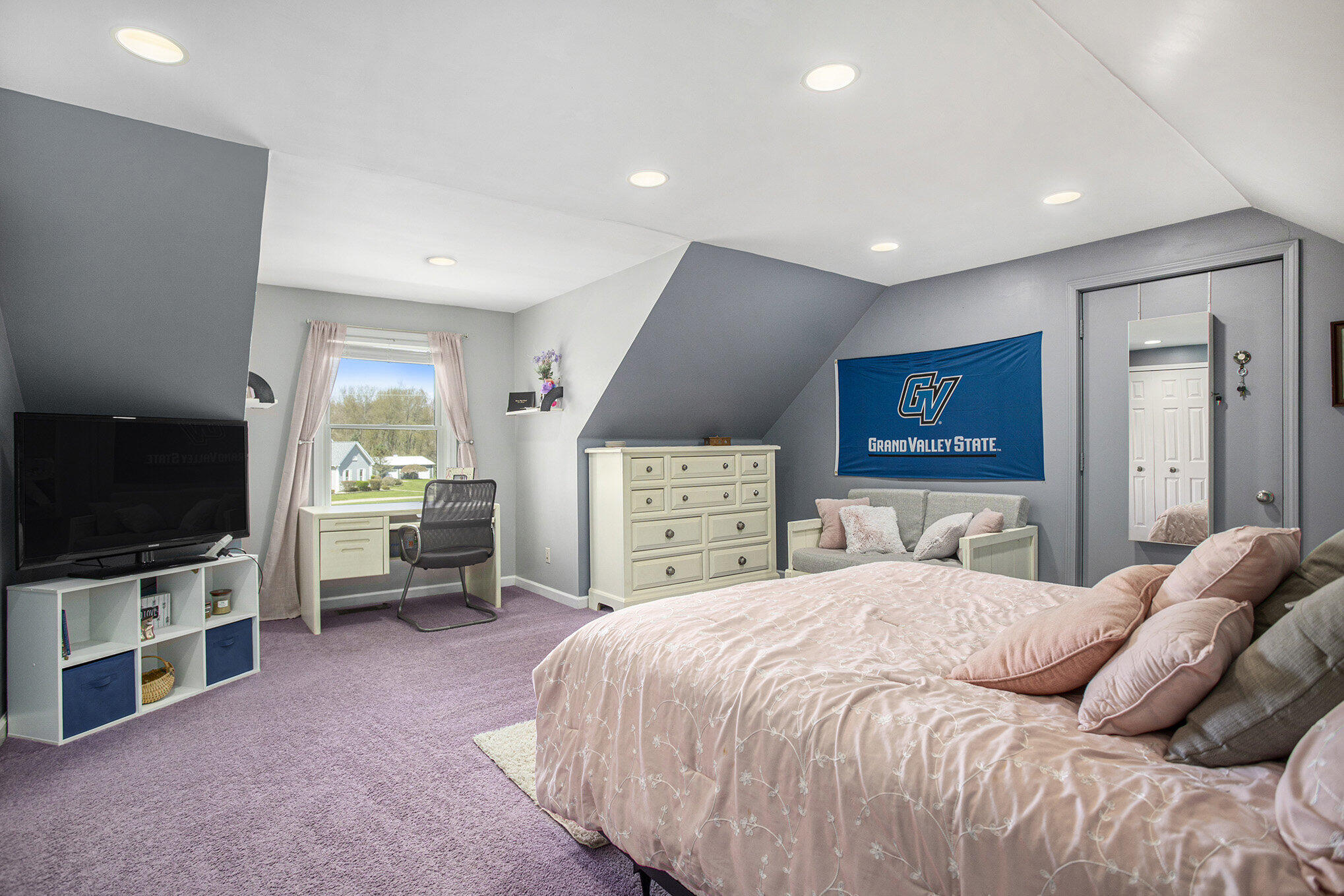117 Ridge Road, Quincy