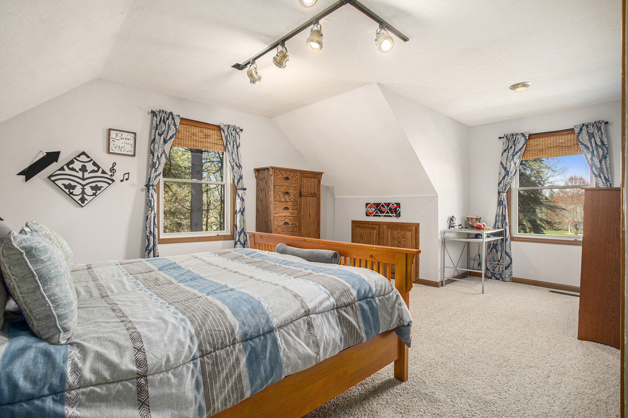 117 Ridge Road, Quincy