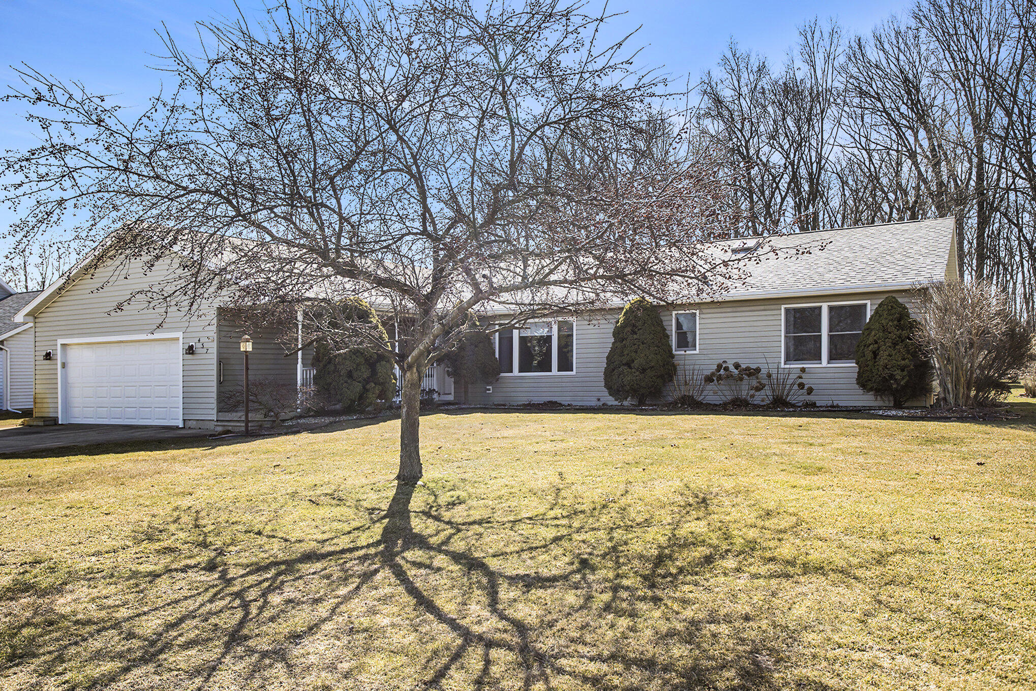 437 Kenaston Drive