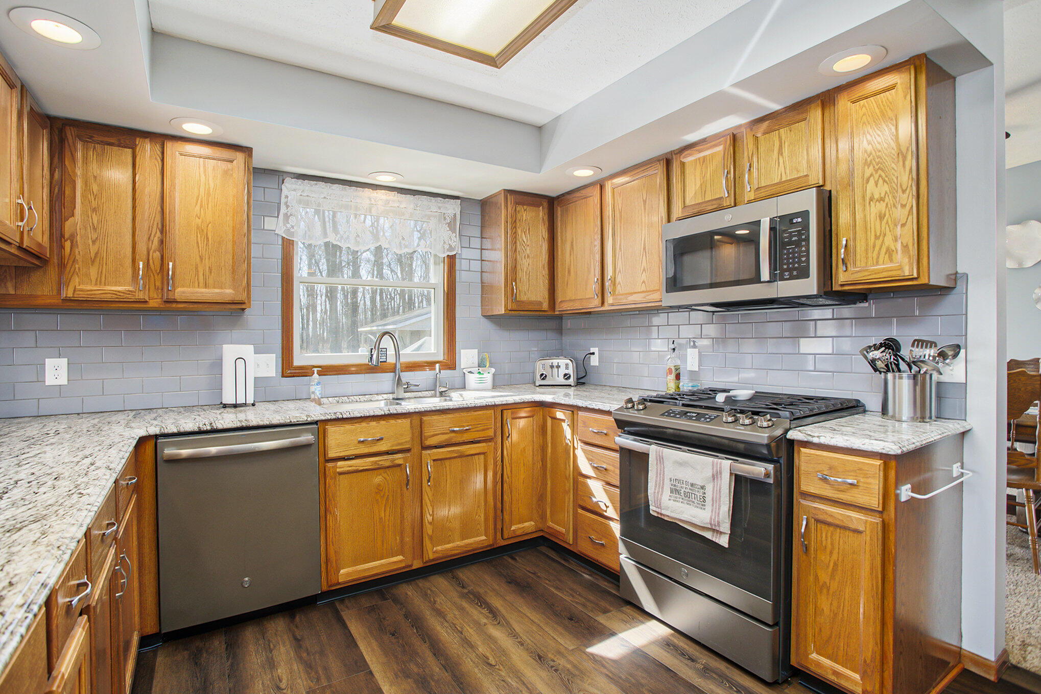 437 Kenaston Drive