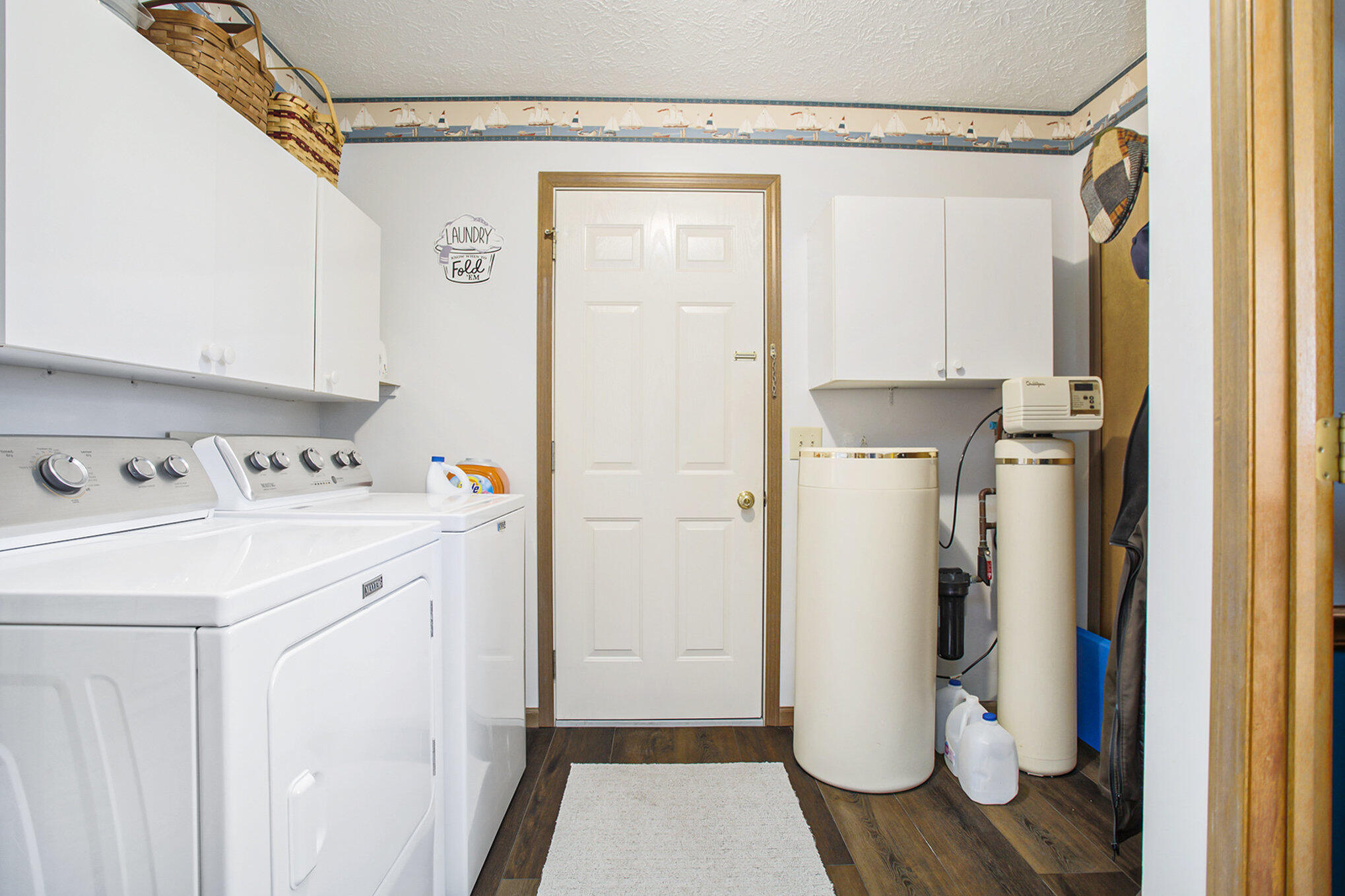 437 Kenaston Drive