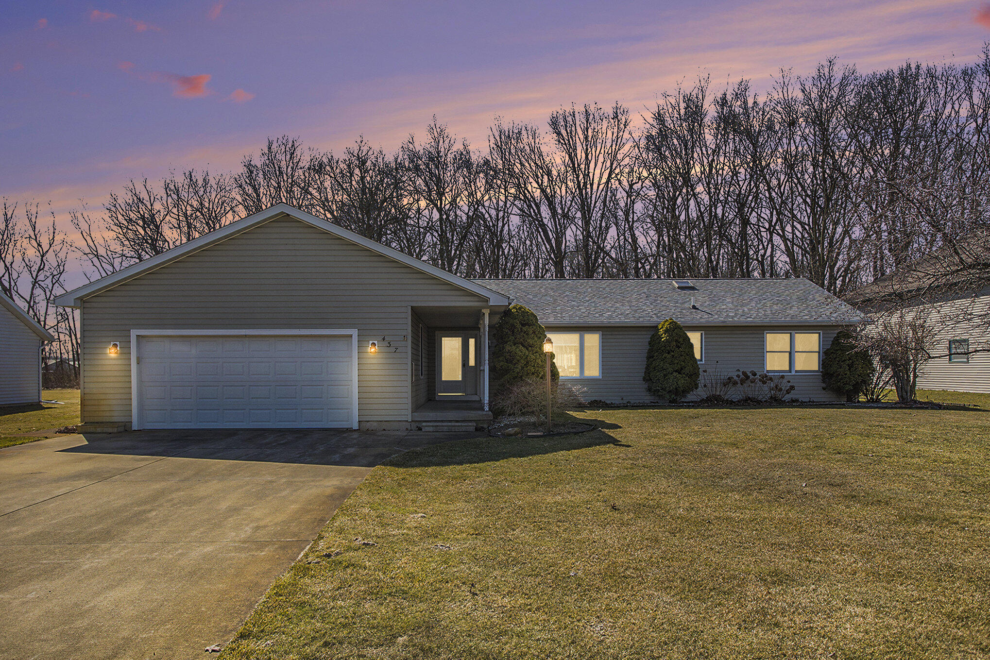437 Kenaston Drive