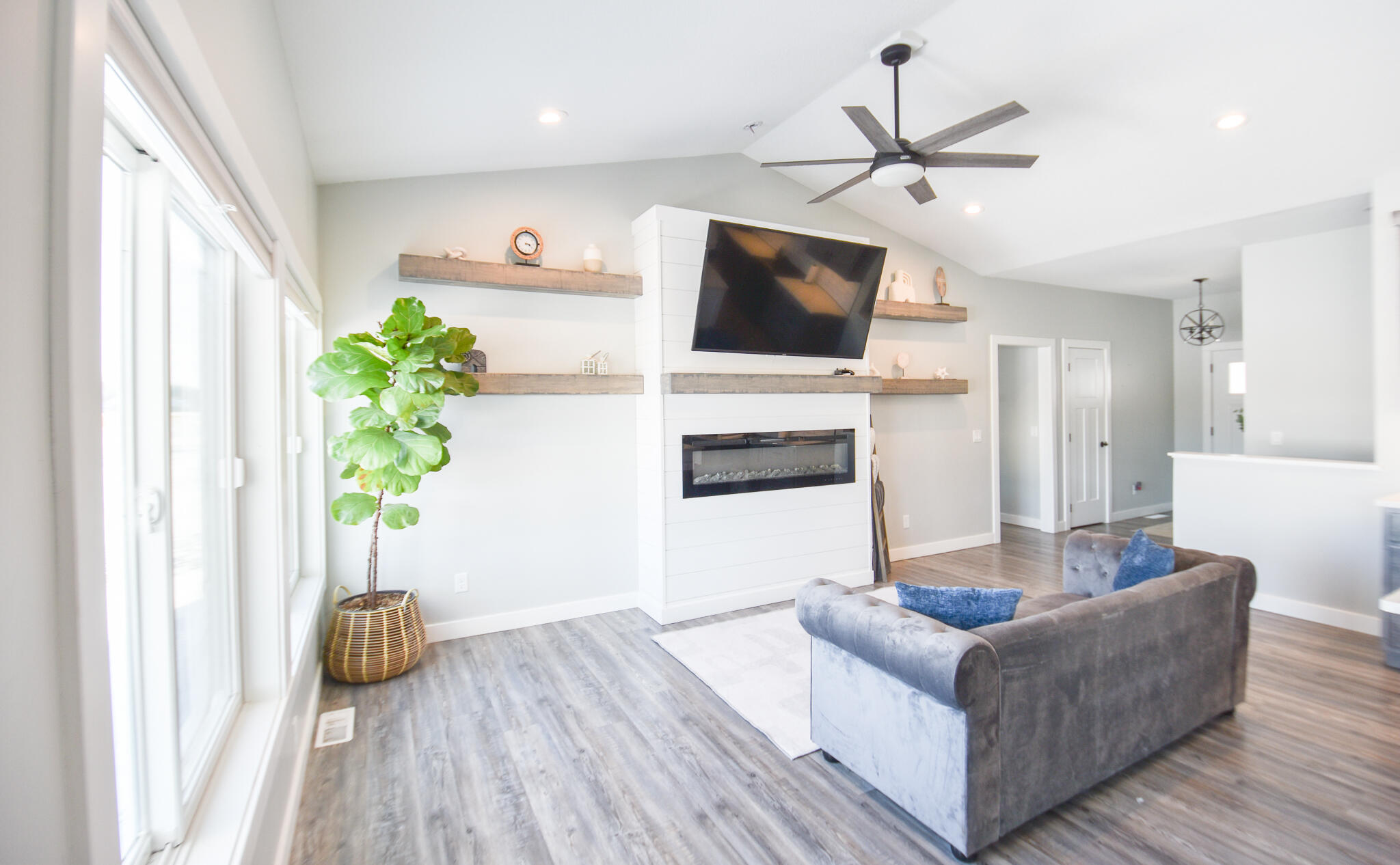 561 Wedge Court