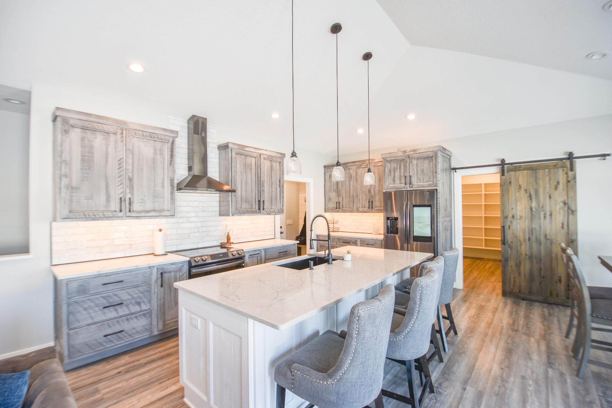 561 Wedge Court