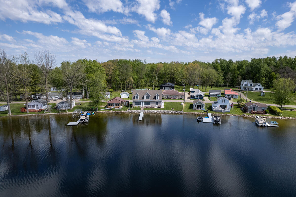 243 E Rose Road