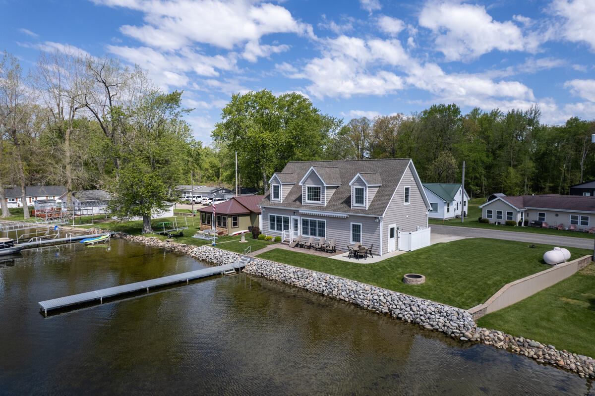 243 E Rose Road