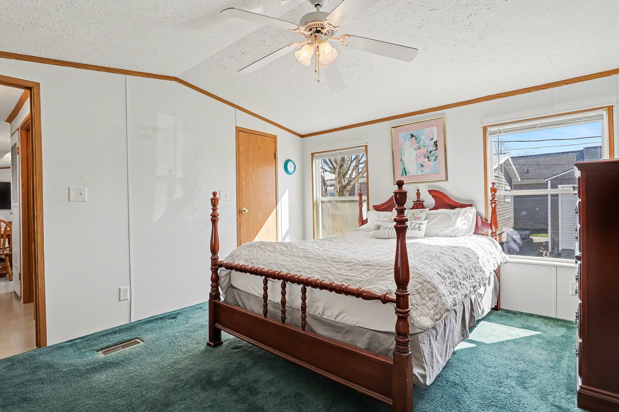 572 Maple Lane