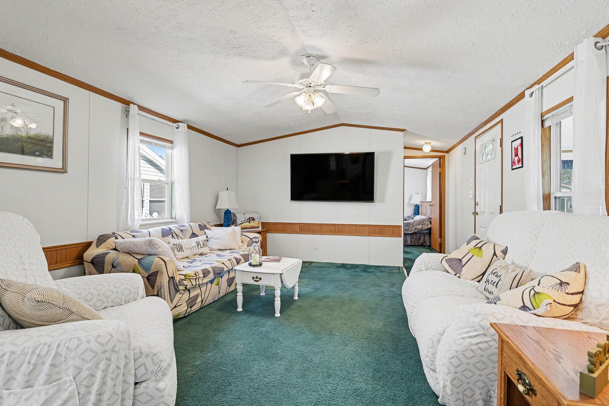 572 Maple Lane