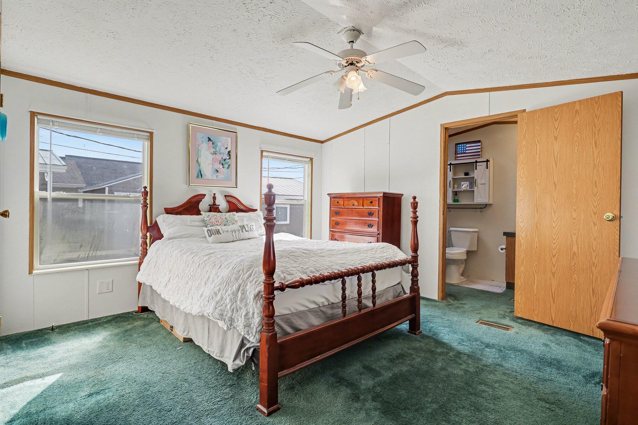 572 Maple Lane