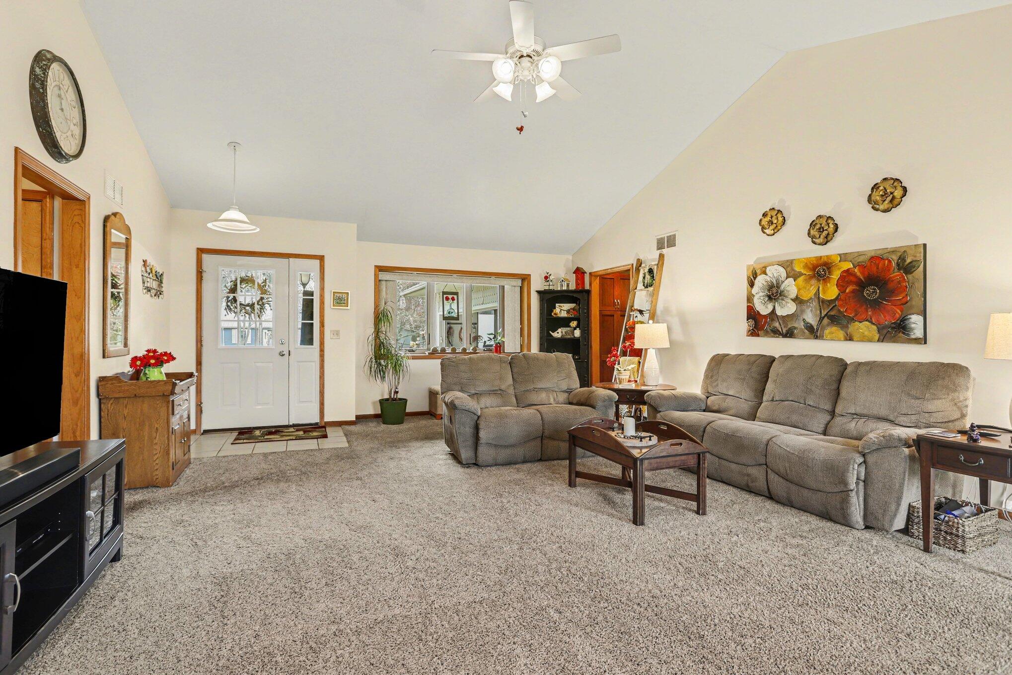 33 Wood Drive
